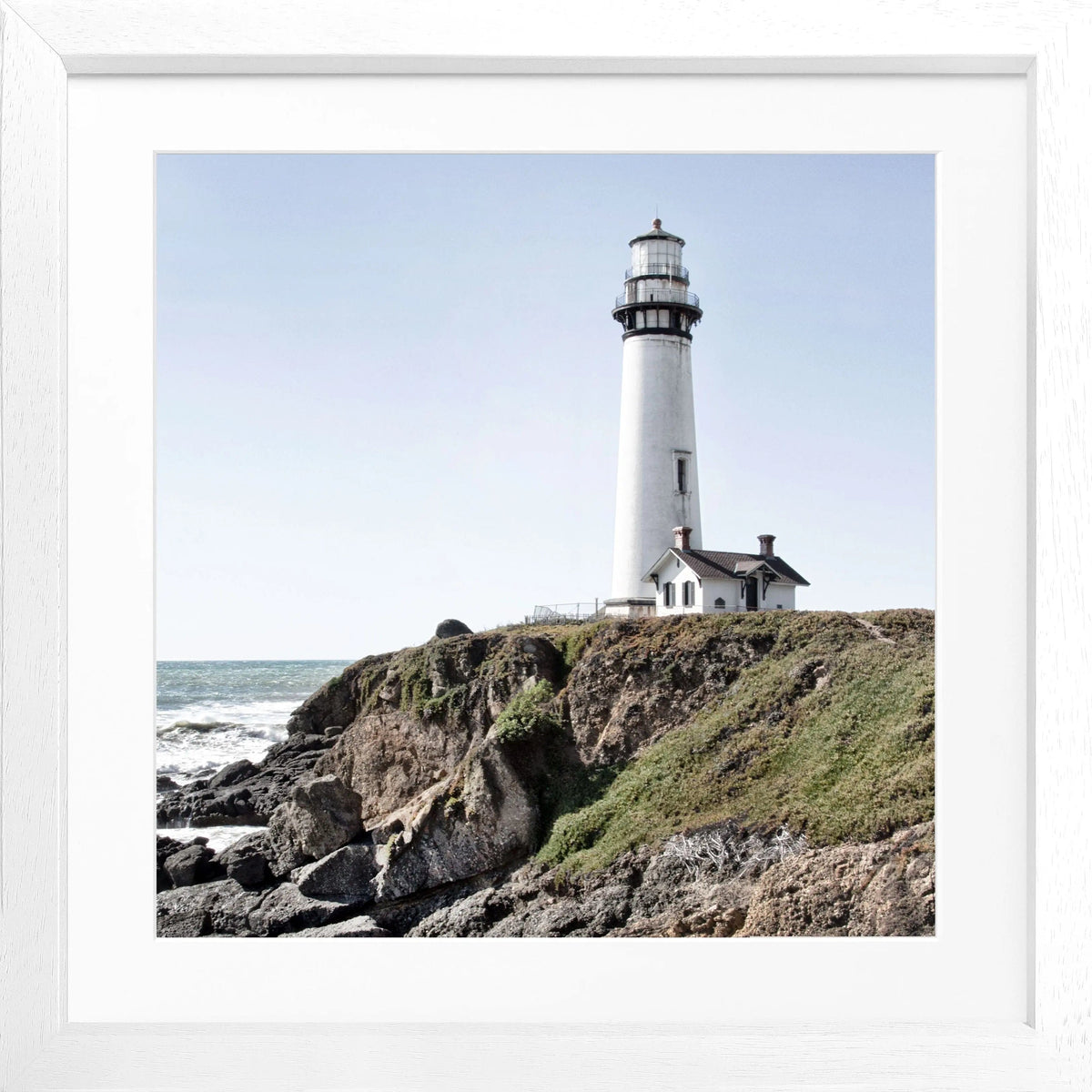 Schwarz-weiß Poster mit Rahmen, Kalifornien Leuchtturm Pigeon Point, von Cosman-Photocollection, quadratisch 55x55cm