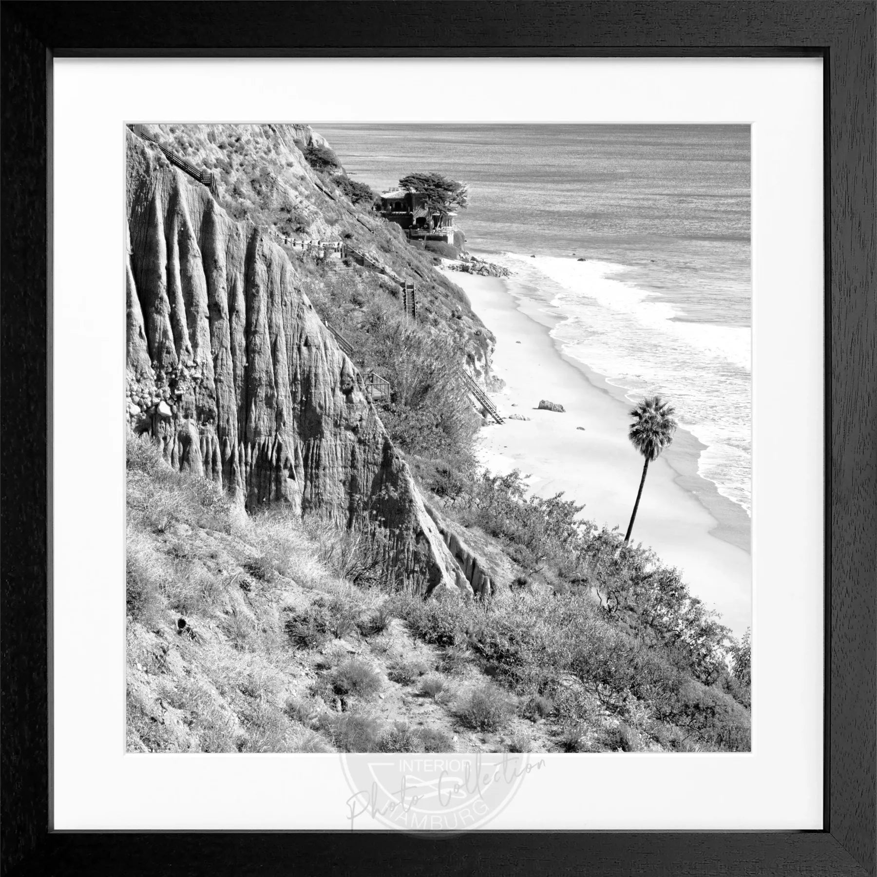 Schwarz-weißes Poster mit Rahmen von Cosman-Photocollection, Malibu-Kalifornien, quadratisches Format 55x55cm, Wanddekoration