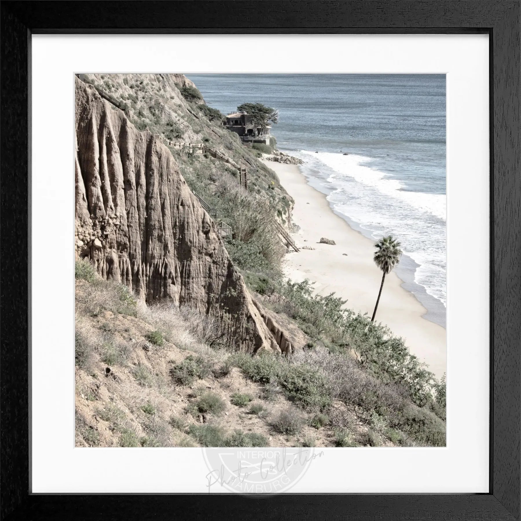 Schwarz-weißes Poster mit Rahmen von Cosman-Photocollection, Kalifornien Malibu Motiv, quadratisch 55x55cm