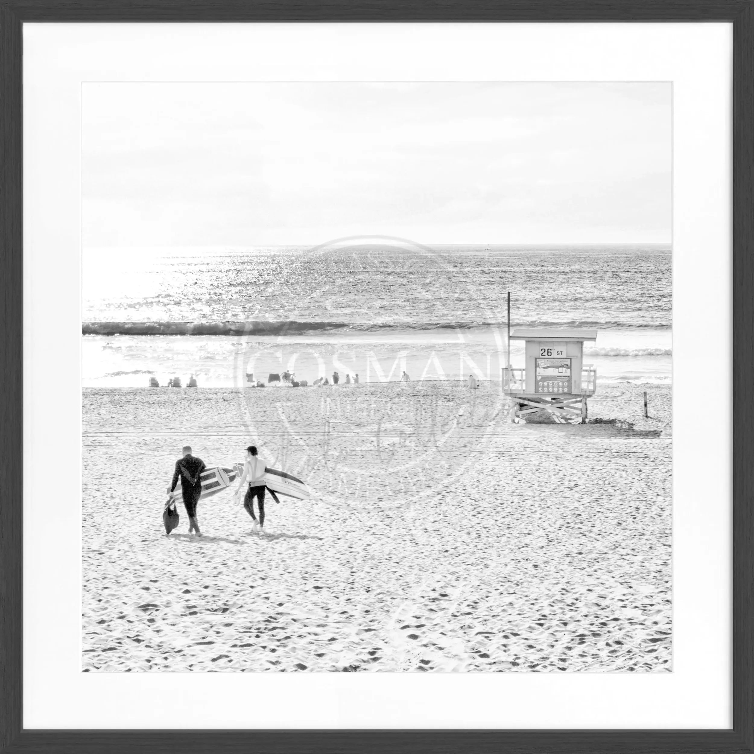 Schwarz-weiß Poster mit Rahmen von Kalifornien Manhattan Beach, quadratisch, 55x55cm, von Cosman-Photocollection.