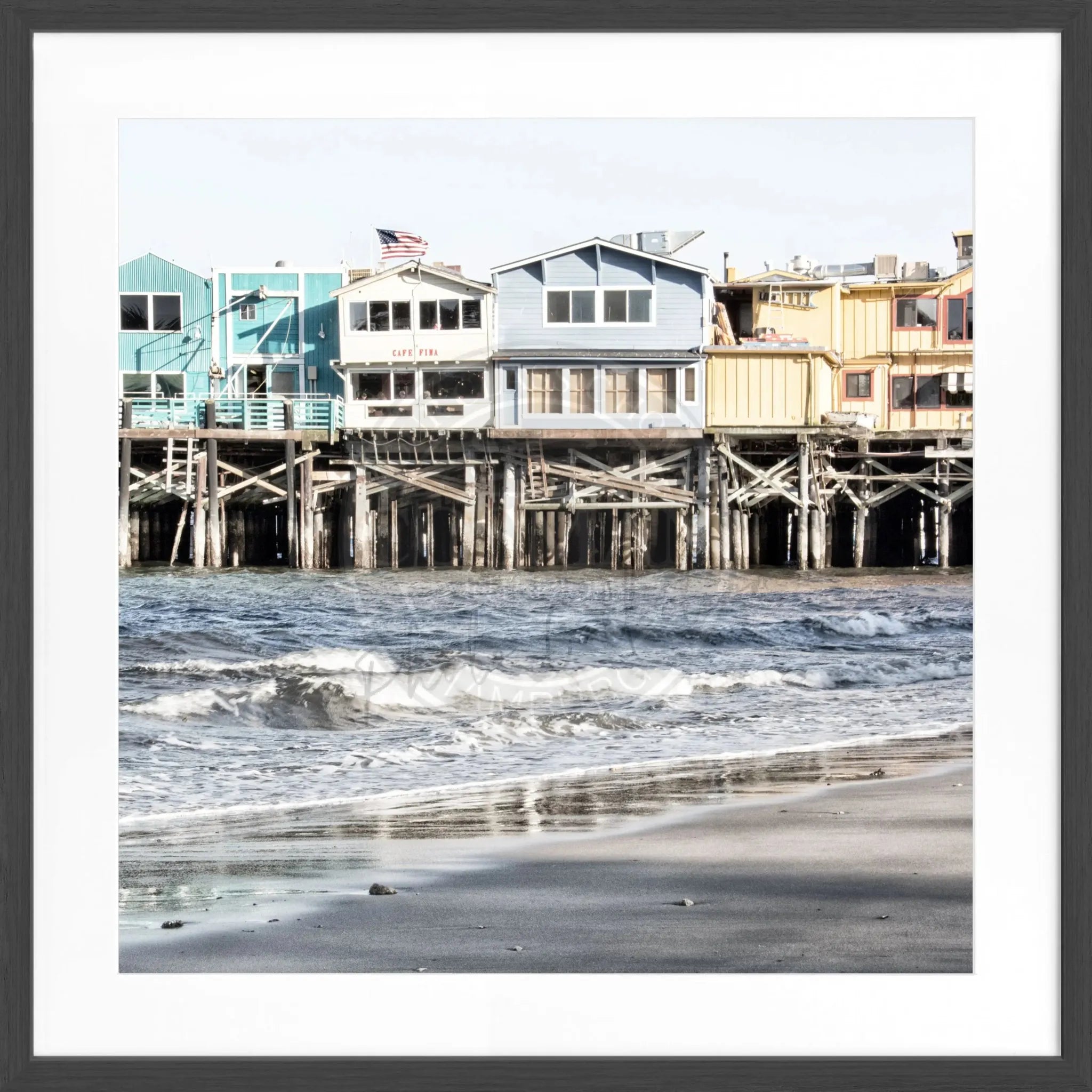 Schwarz-weiß Poster mit Rahmen von Cosman-Photocollection, Kalifornien Pier Monterey, quadratisch, 55x55 cm, fotografisches Wandbild