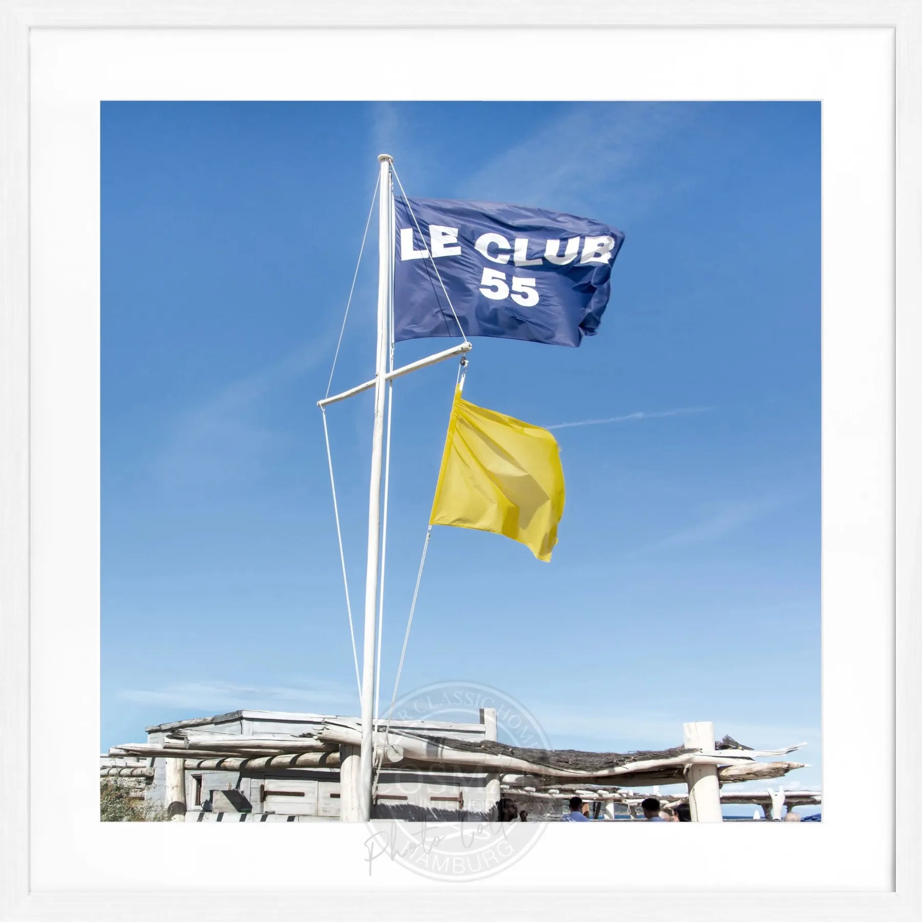 Schwarz-Weiß-Poster mit Rahmen von Cosman-Photocollection, Motiv ’Le Club 55’ Saint Tropez, quadratisch, 55x55 cm