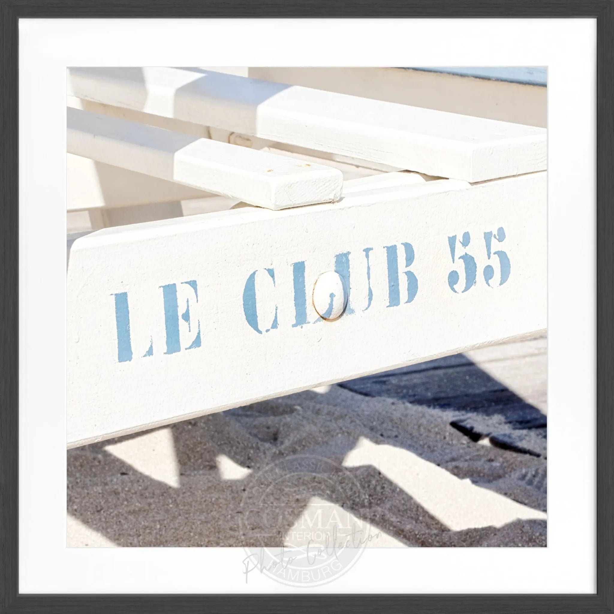 Schwarz-weiß Poster mit Rahmen ’Le Club 55’ Saint Tropez, quadratisch, von Cosman-Photocollection, 55x55cm, stilvolle Wanddekoration