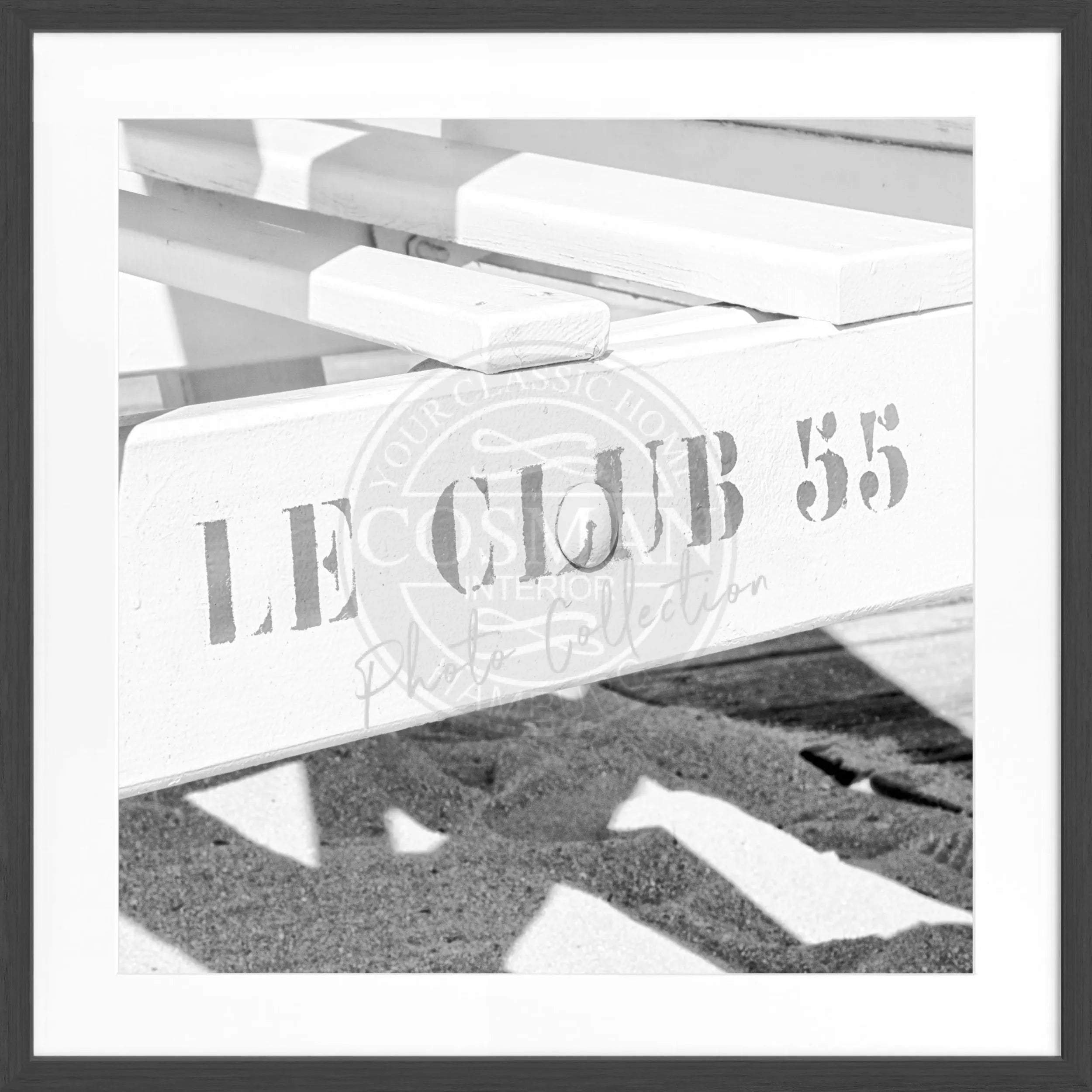 Schwarz-weiß Poster mit Rahmen 'Le Club 55' Saint Tropez, quadratisch 55x55cm, von Cosman-Photocollection, Wanddekoration