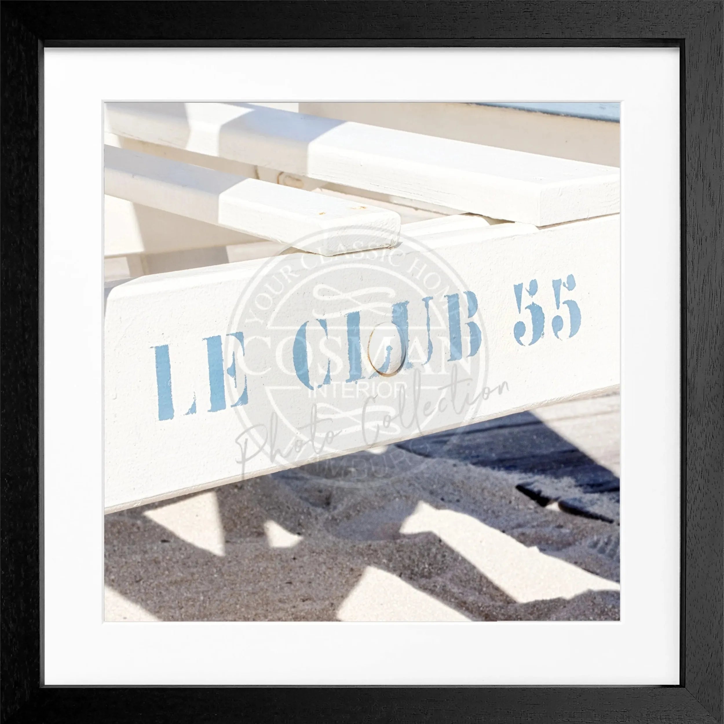 Schwarz-weiß Poster mit Rahmen ’Le Club 55’ Saint Tropez, 55x55cm, von Cosman-Photocollection, quadratisches Wandbild