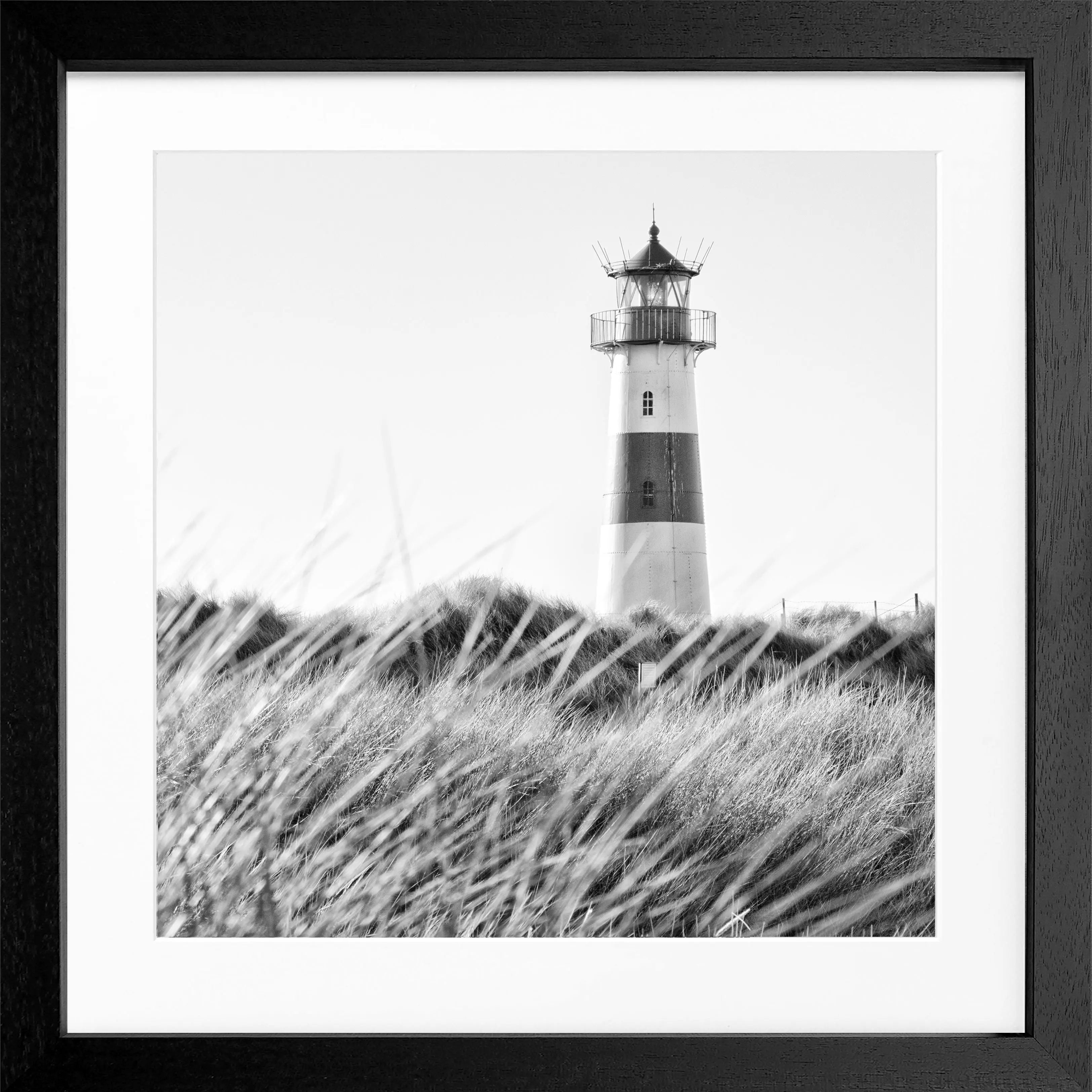 Schwarz-weiß Poster mit Rahmen von Cosman-Photocollection, Leuchtturm List auf Sylt, quadratisch, 55x55 cm, dekoratives Wandbild