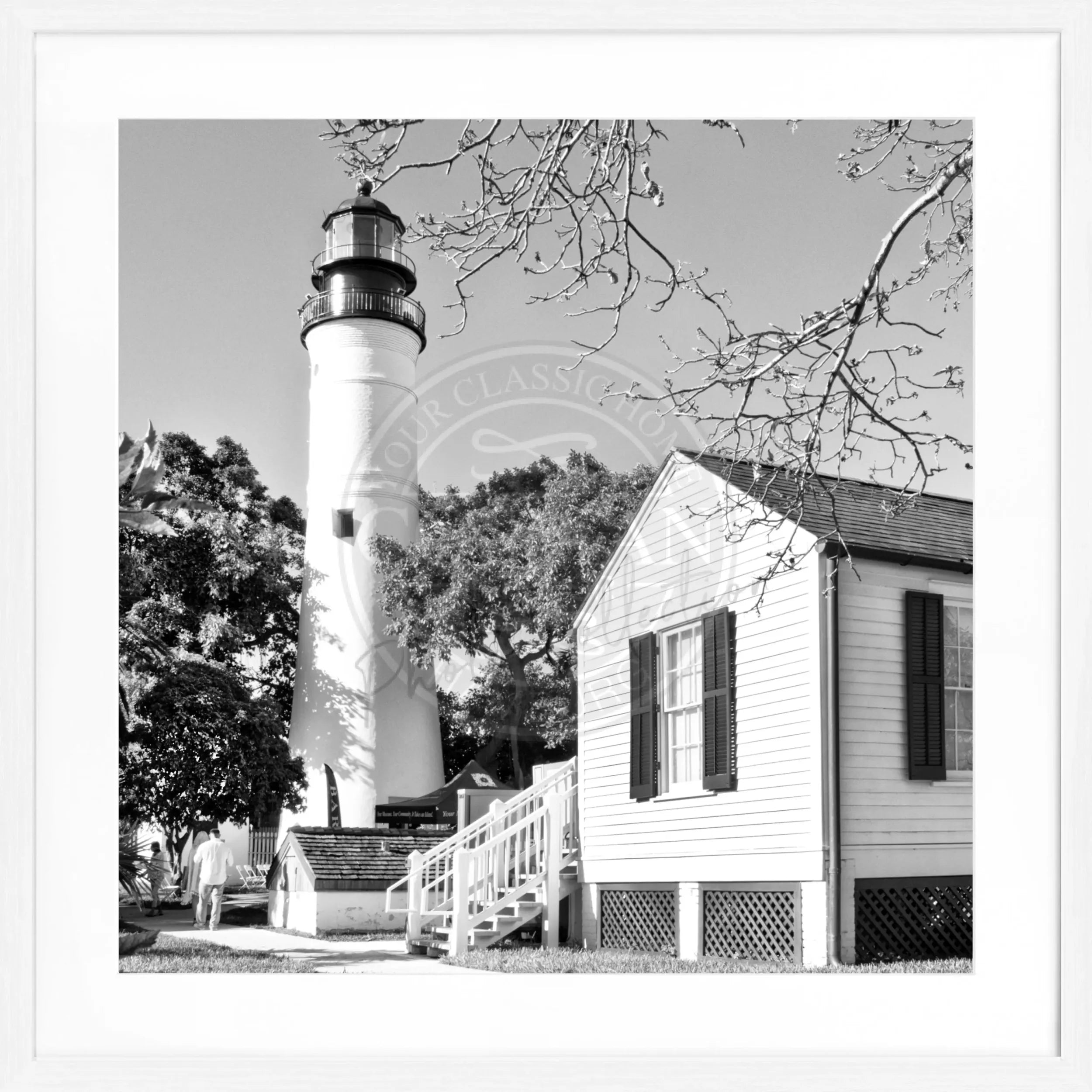 Schwarz-weiß Poster mit Rahmen, Motiv eines Leuchtturms in Key West Florida, von Cosman-Photocollection, quadratisch 55x55 cm