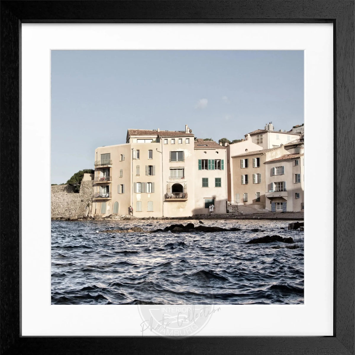Schwarz-weiß Poster mit Rahmen, Saint Tropez Motiv, 55x55cm, von Cosman-Photocollection, quadratisch, elegantes Wandbild.