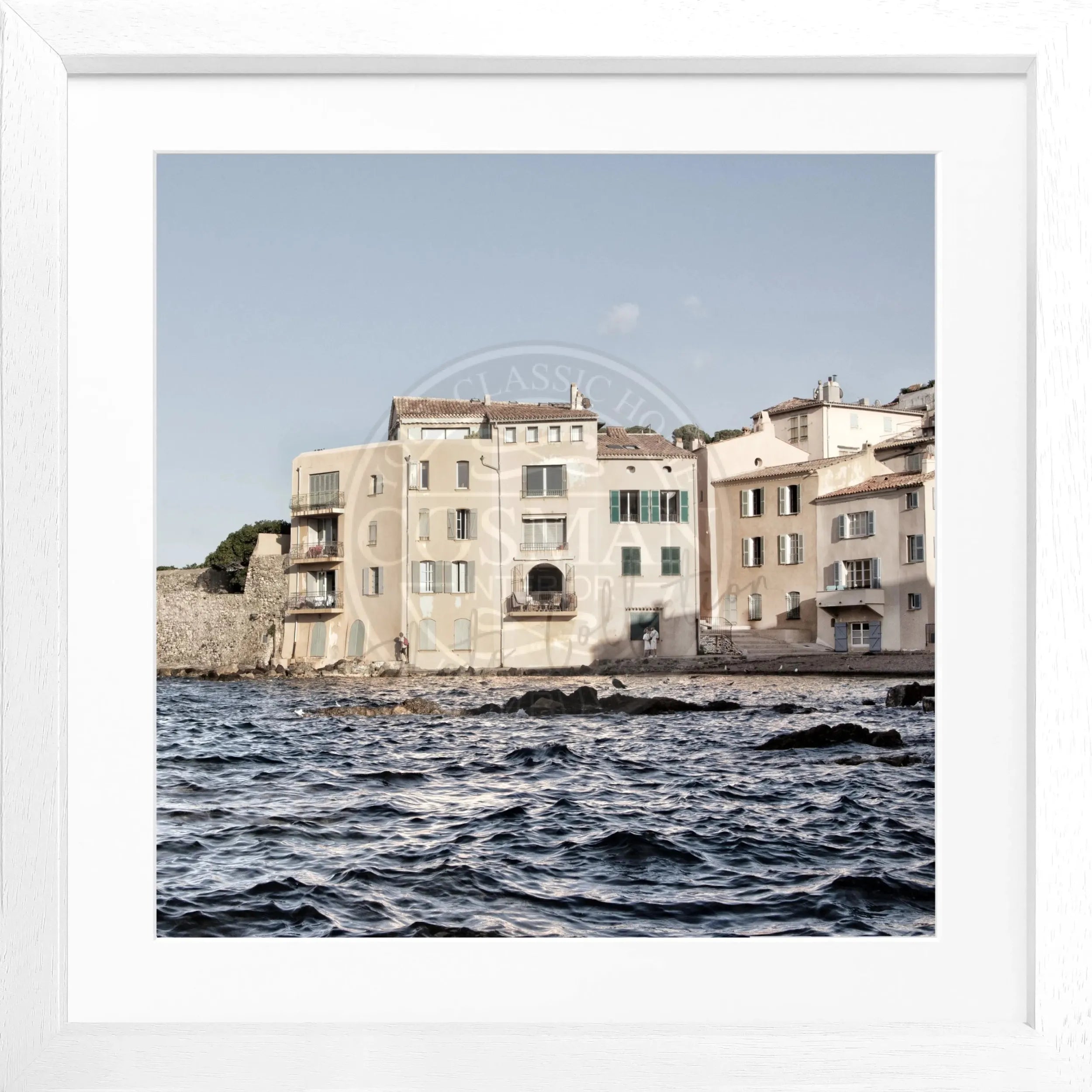 Schwarz-weißes Poster mit Rahmen von Cosman-Photocollection, Stadtbild von Saint Tropez in quadratischem Format, 55x55 cm
