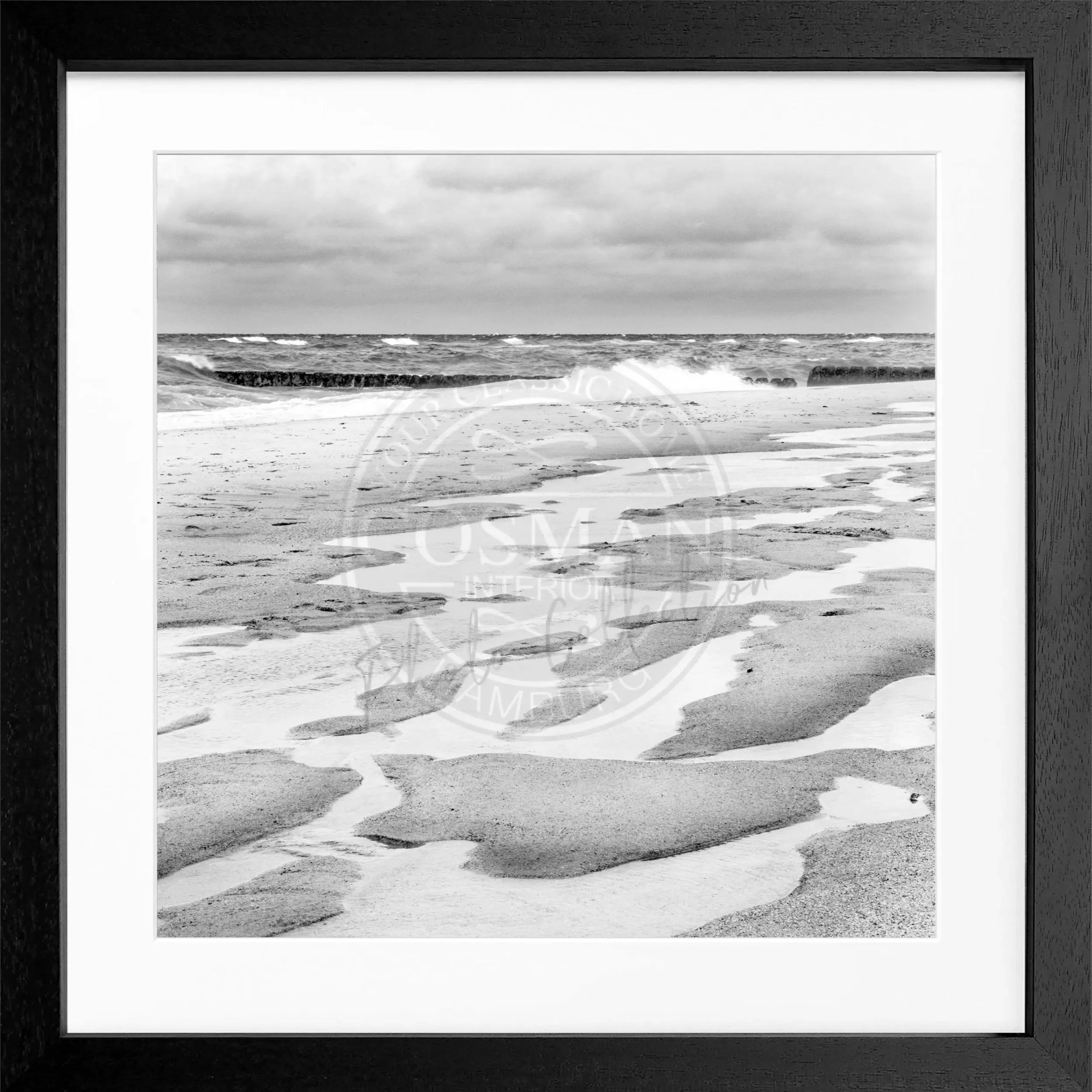 Schwarz-weiß Poster mit Rahmen von Cosman-Photocollection, Motiv Strand auf Sylt, quadratisch 55x55 cm