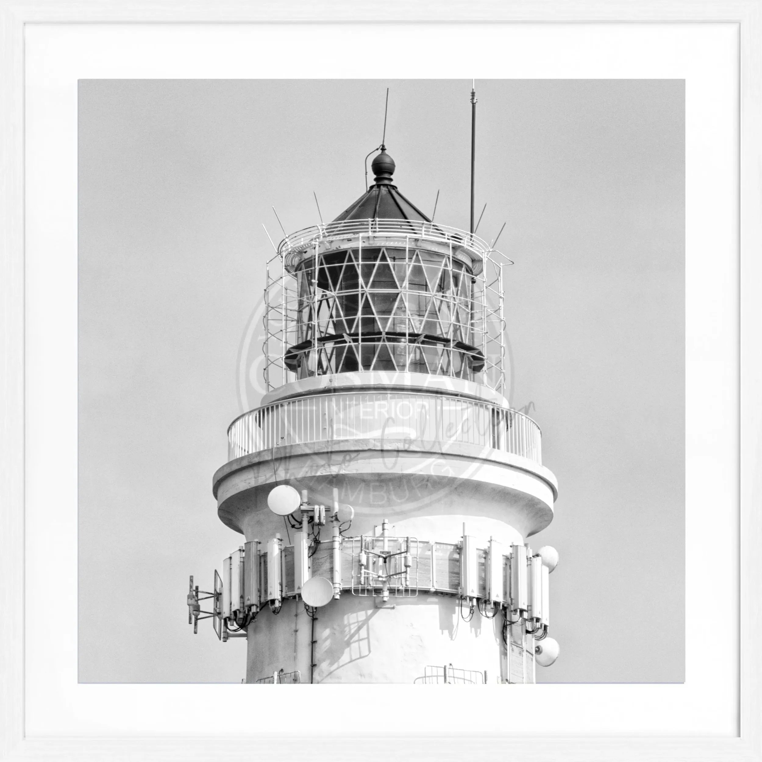 Schwarz-weiß Poster mit Rahmen von Cosman-Photocollection, Leuchtturm Kampen Sylt, quadratisch 55x55cm, Wanddekor, Fotokunst