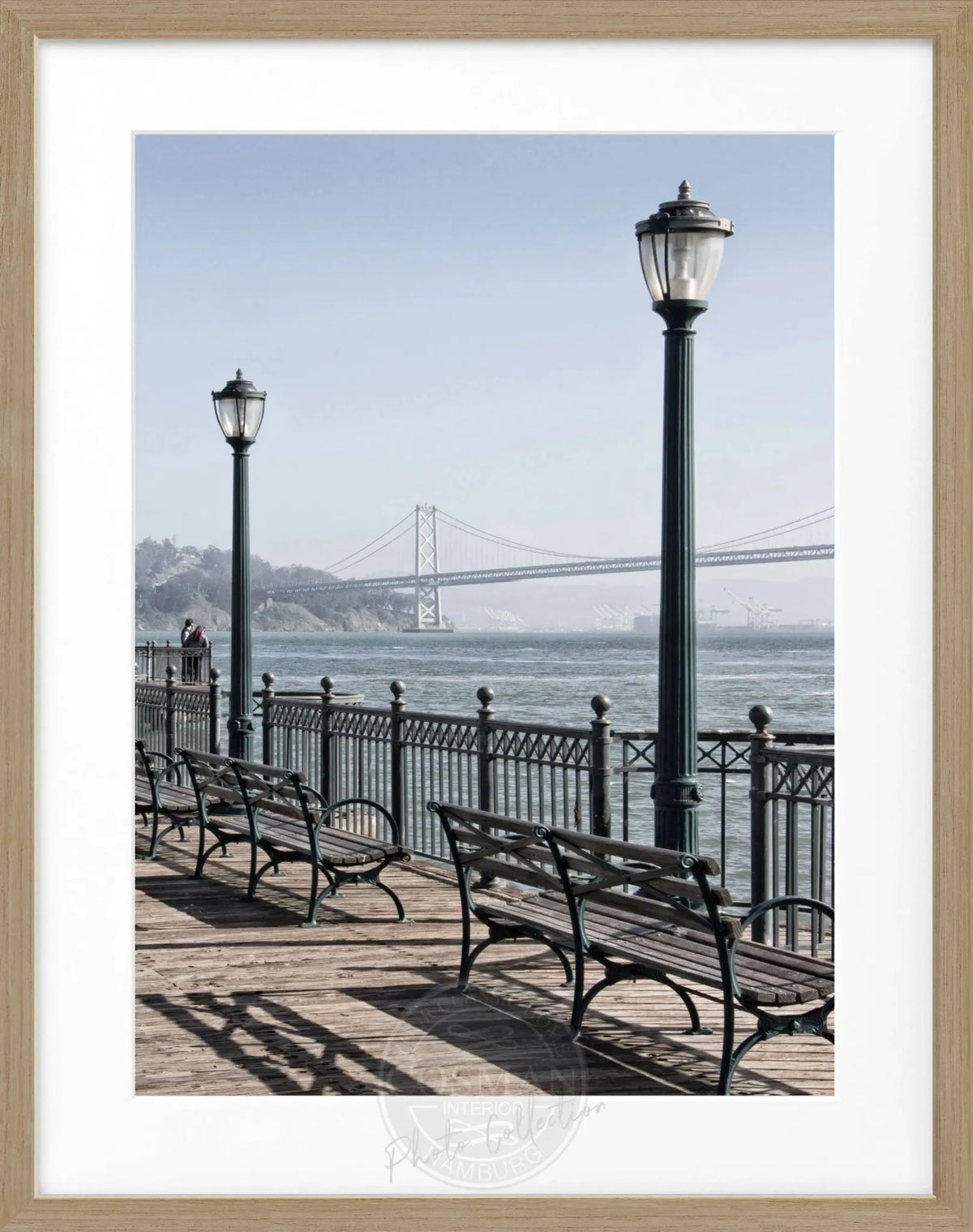 Schwarz-weiß Poster mit Rahmen von Cosman-Photocollection, Bay Bridge San Francisco, 25x31 cm, urbanes Stadtmotiv