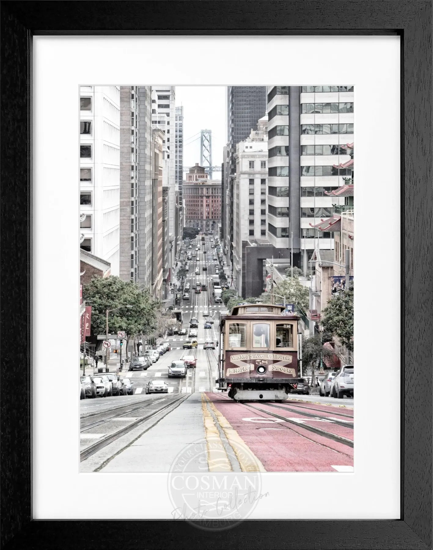 Schwarzer Poster mit Rahmen, Motiv der Cable Cars in San Francisco, von Cosman-Photocollection, 25x31 cm, Schwarz-Weiß.