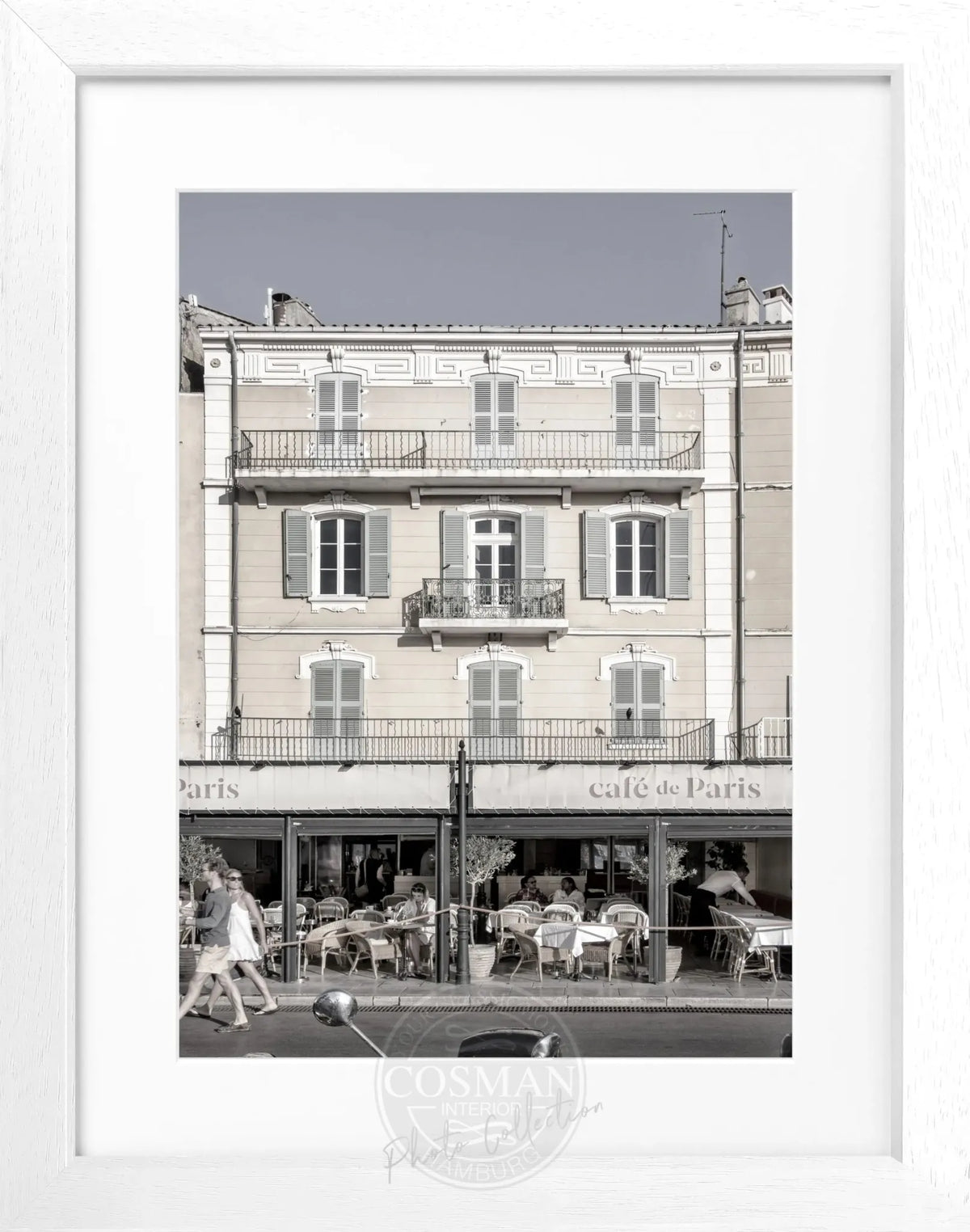 Schwarz-weiß Poster mit Rahmen 'Cafe de Paris' Saint Tropez, 25x31cm, von Cosman-Photocollection, elegantes Wandbild