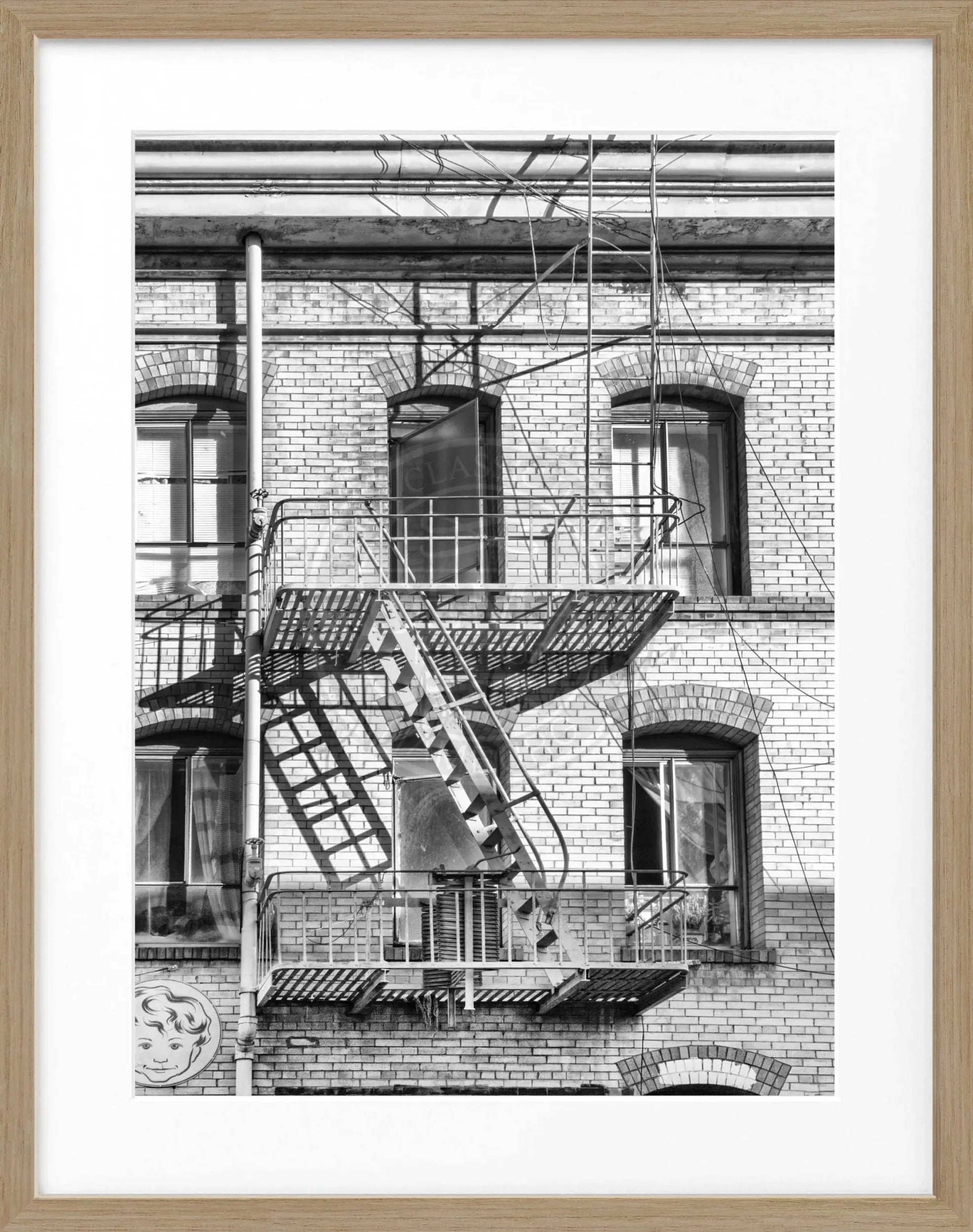 Schwarz-weiß Poster mit Rahmen von Cosman-Photocollection, Feuertreppen in San Francisco, 25x31cm, künstlerisches Stadtmotiv