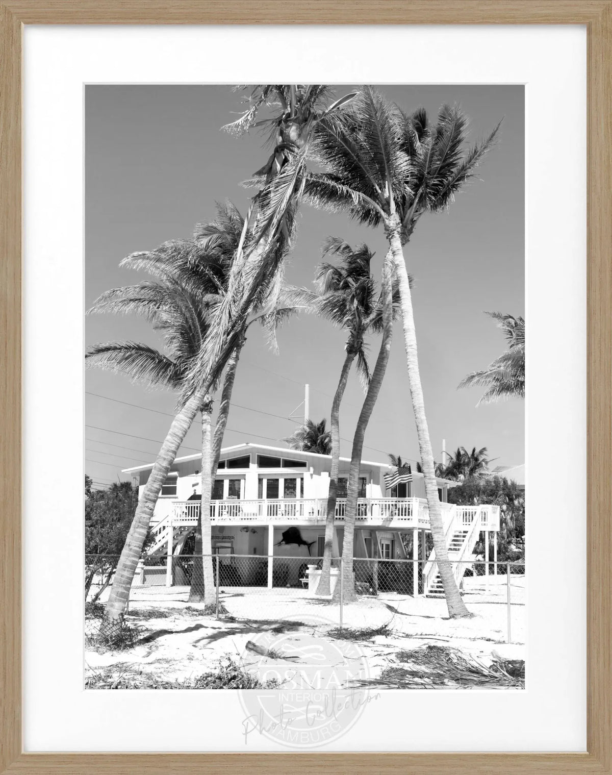 Schwarz-weiß Poster mit Rahmen von Cosman-Photocollection, Florida Key West 'Beach House', 25x31 cm, maritimes Motiv
