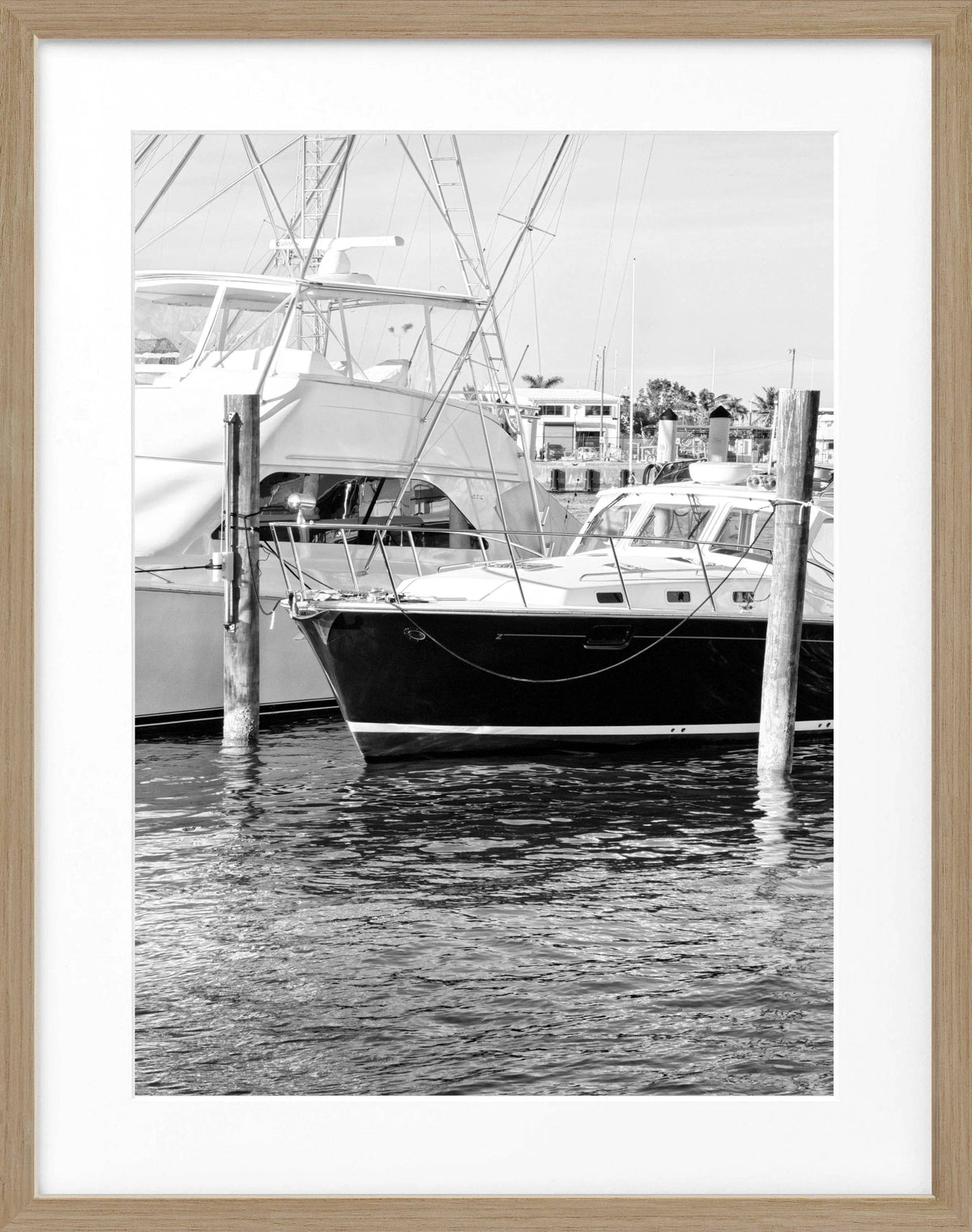 Schwarz-weiß Poster mit Rahmen, Florida Key West Boot Motiv, 25x31cm, von Cosman-Photocollection