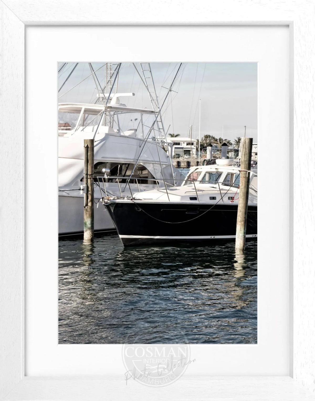 Schwarz-weiß Poster mit Rahmen von Cosman-Photocollection, Florida Key West Boot Motiv, 25x31cm, Wanddekoration