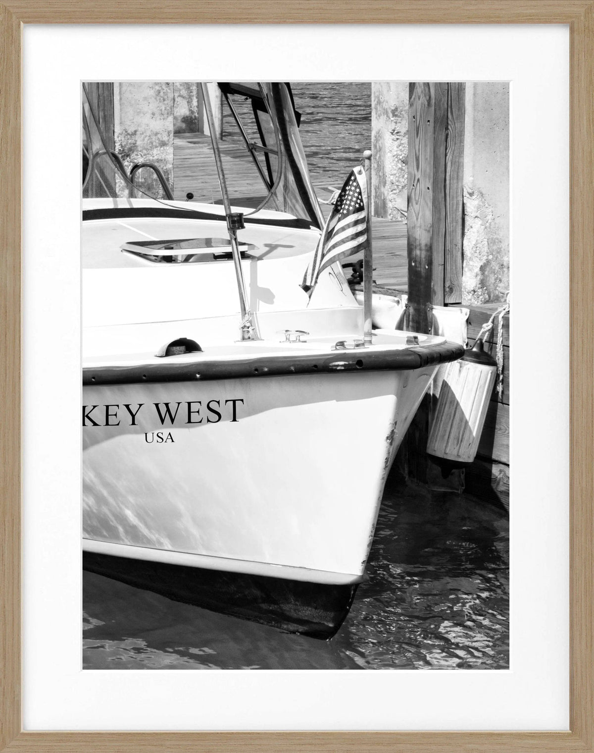 Schwarz-weiß Poster mit Rahmen, Florida Key West Boot Motiv, 25x31 cm, von Cosman-Photocollection
