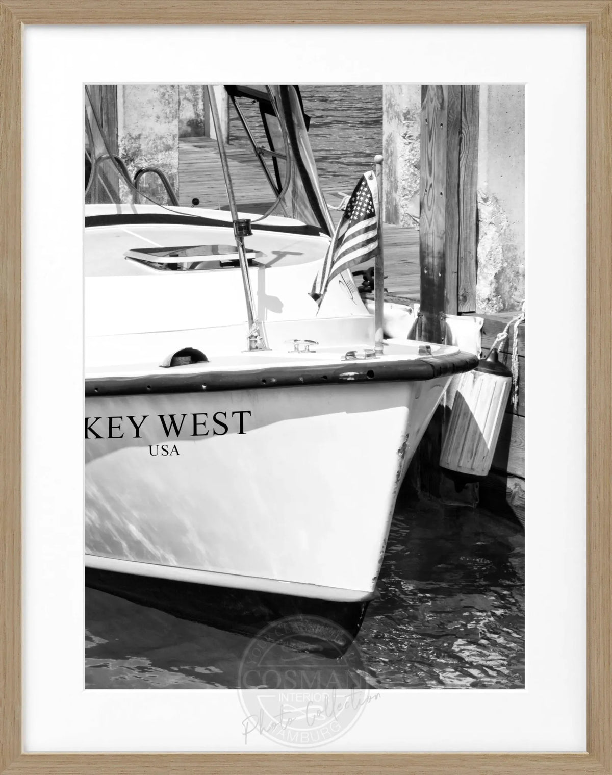 Schwarz-weiß Poster mit Rahmen, Florida Key West Boot Motiv, 25x31 cm, von Cosman-Photocollection