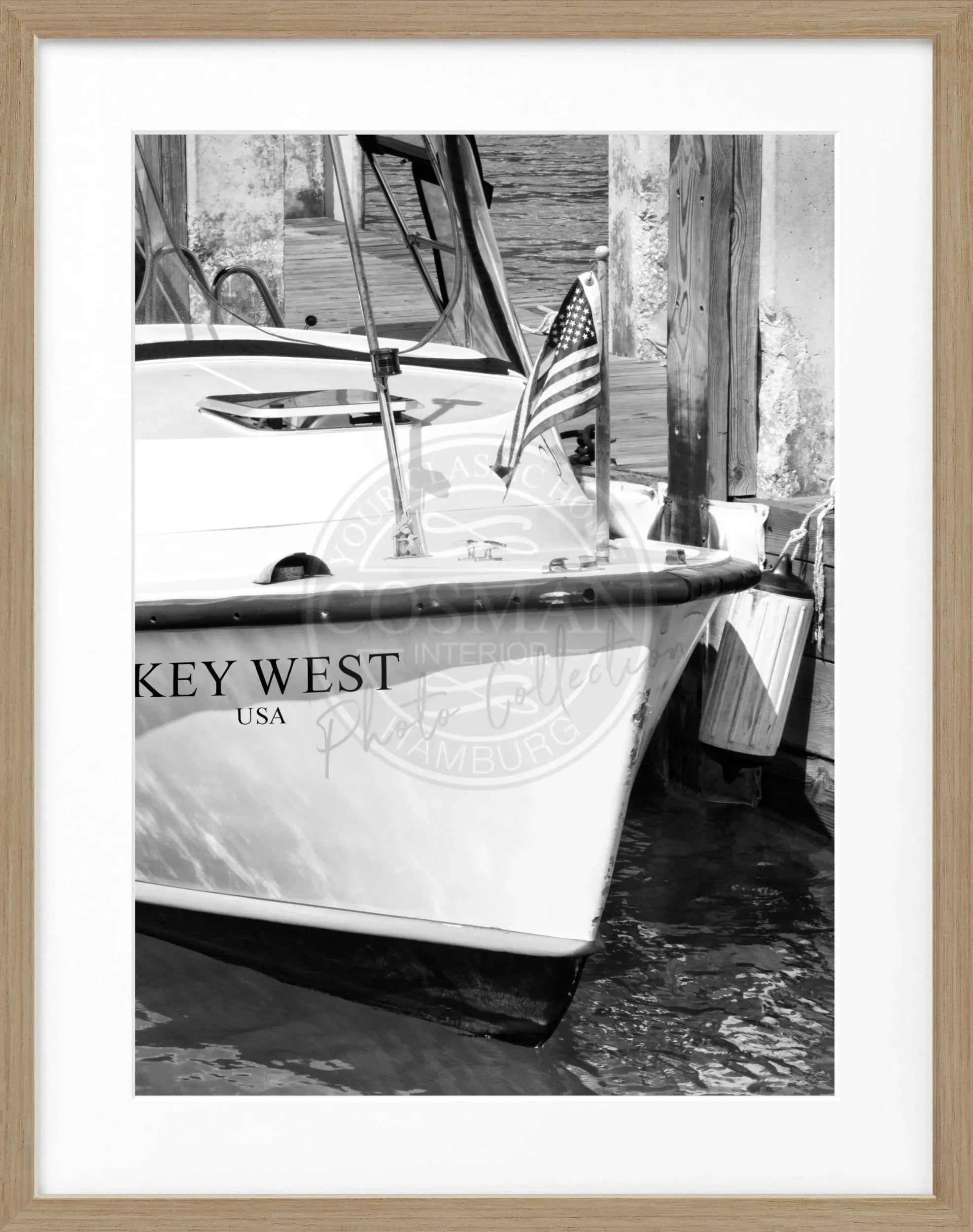 Schwarz-weiß Poster mit Rahmen, Florida Key West Boot Motiv, 25x31 cm, von Cosman-Photocollection
