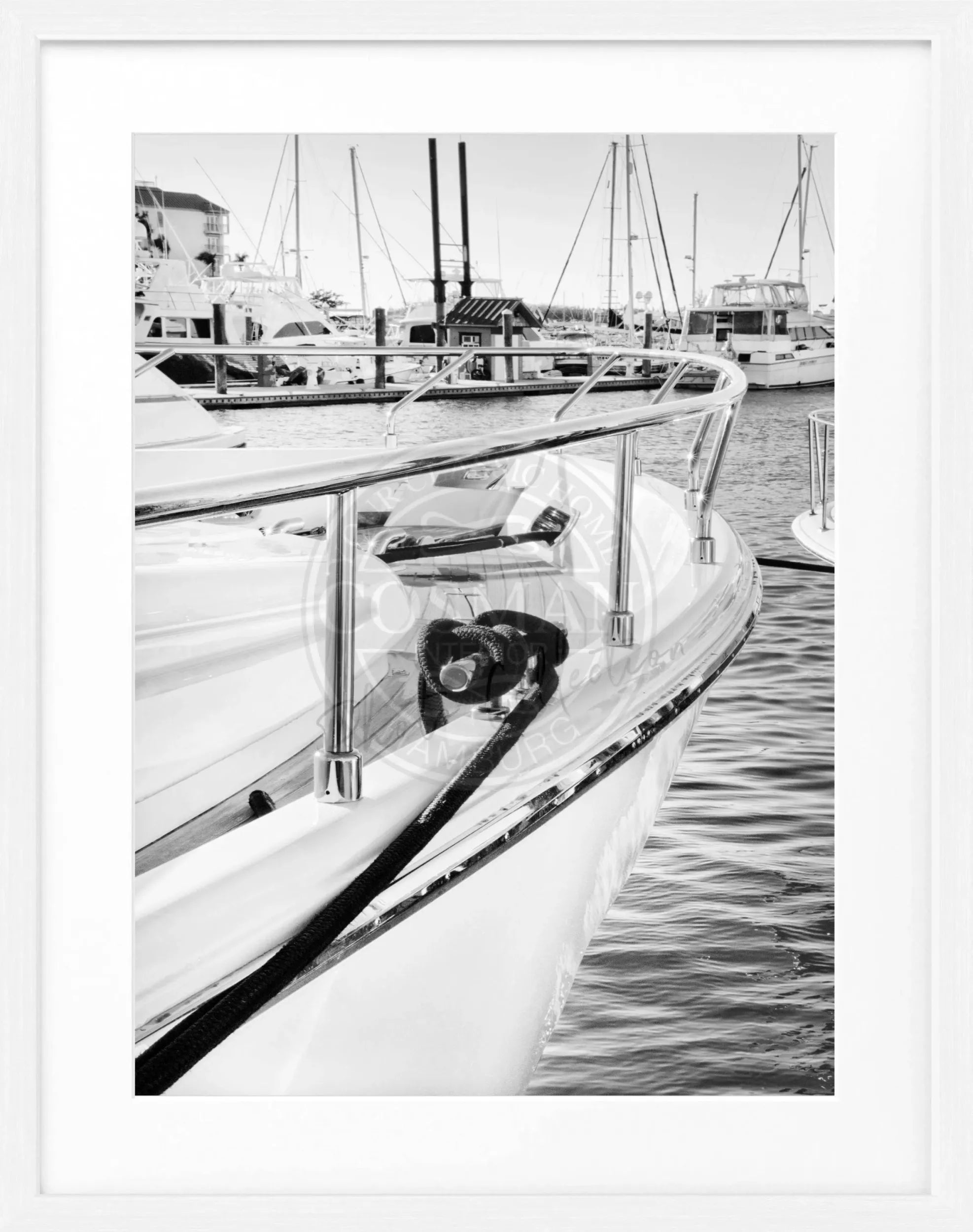 Schwarz-weiß Poster mit Rahmen, Florida Key West Boot-Motiv von Cosman-Photocollection, 25x31 cm
