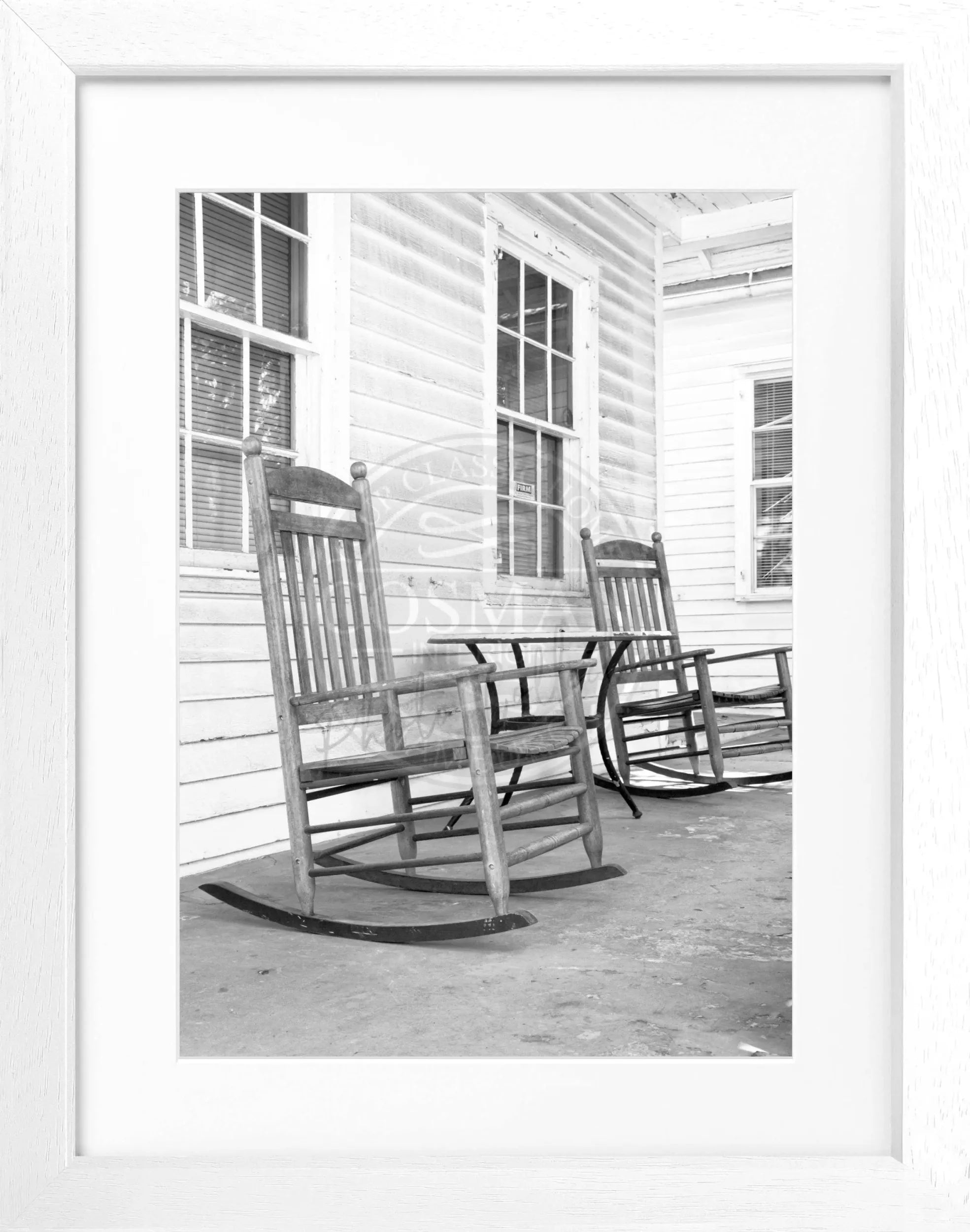 Schwarz-weiß Poster mit Rahmen von Cosman-Photocollection, Florida Key West mit Liegestuhl, 25x31 cm, dekoratives Wandbild.