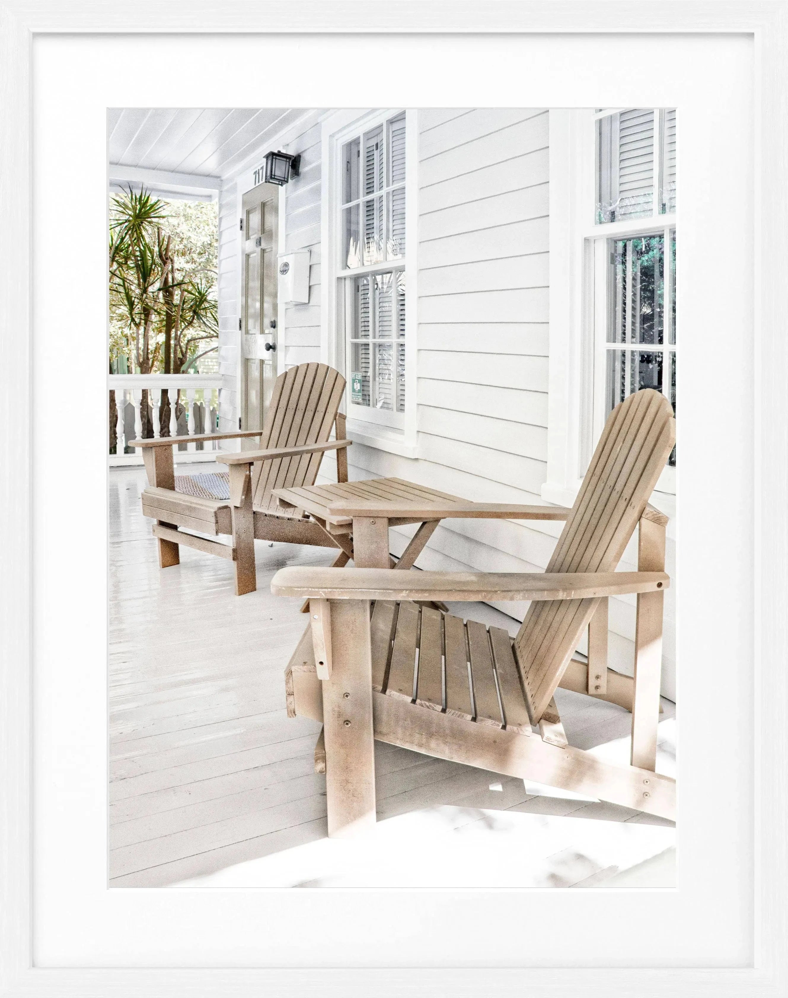 Schwarz-weiß Poster mit Rahmen, Florida Key West Deckchair Motiv, von Cosman-Photocollection, 25x31cm, Wanddekoration