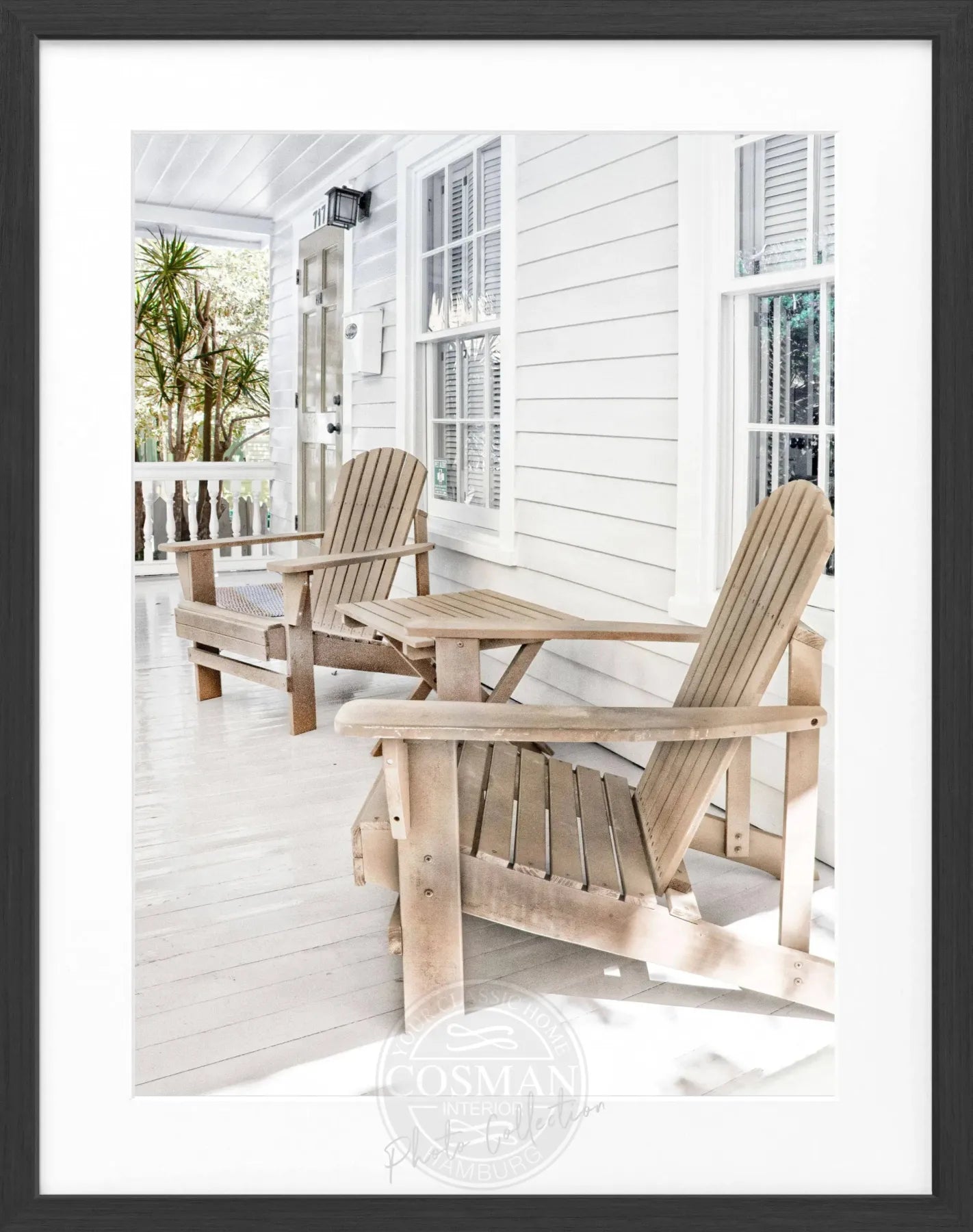 Schwarz-weiß Poster mit Rahmen, Florida Key West ’Deckchair’ Motiv, 25x31cm, von Cosman-Photocollection