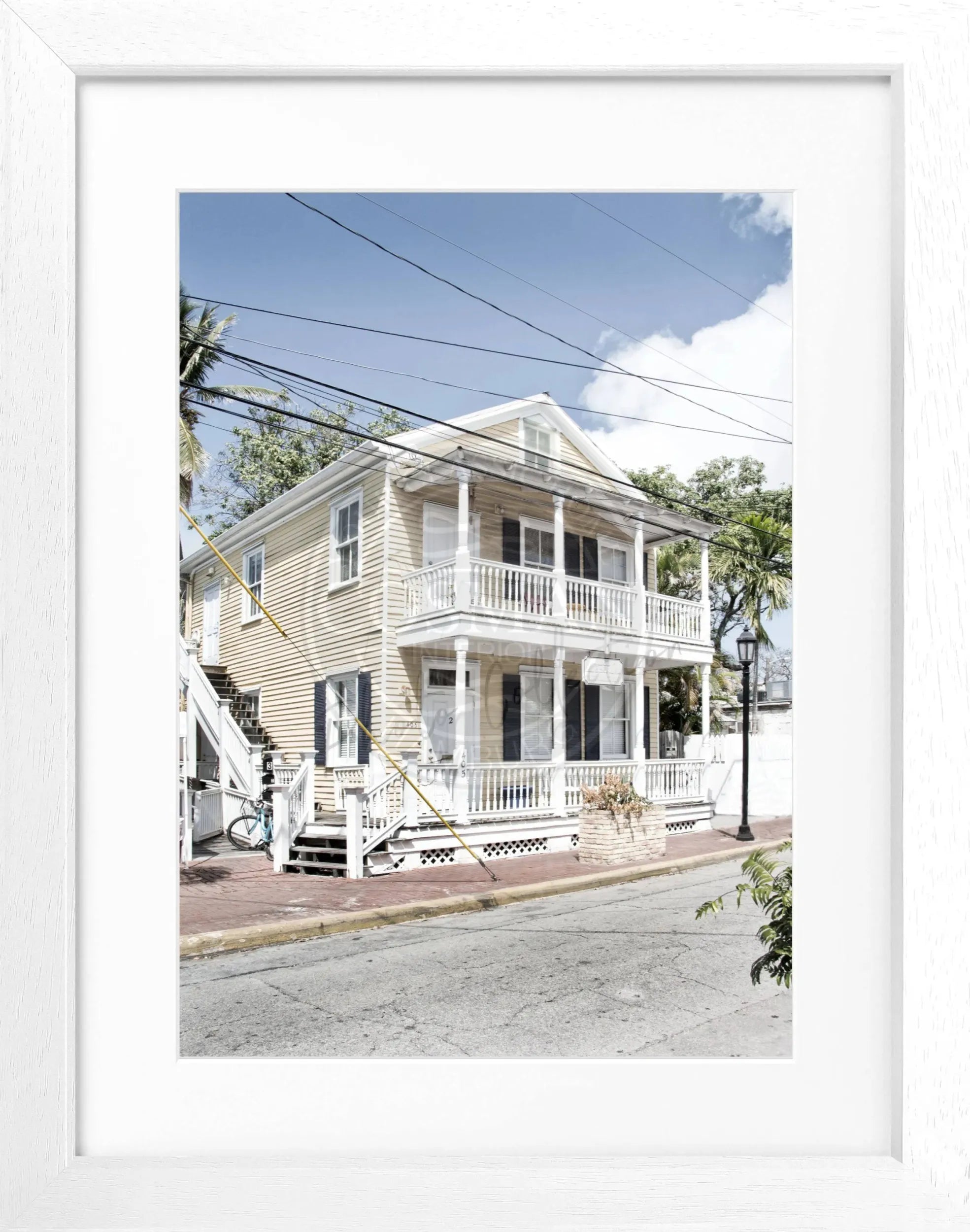 Schwarz-weiß Poster von Florida Key West mit schwarzem Rahmen, 25x31 cm, von Cosman-Photocollection, ideal für Wanddekoration.