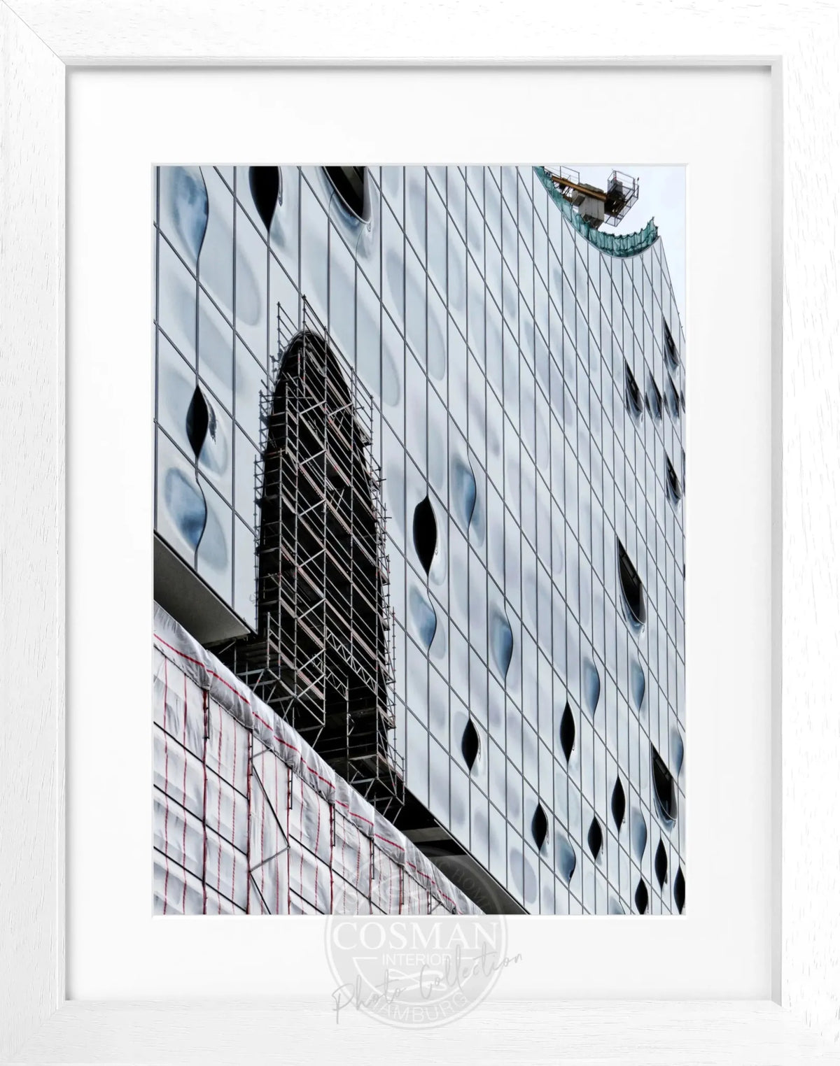 Schwarz-weiß Poster mit Rahmen von Hamburg Elphi, 25x31cm, von Cosman-Photocollection, dekoratives Wandbild