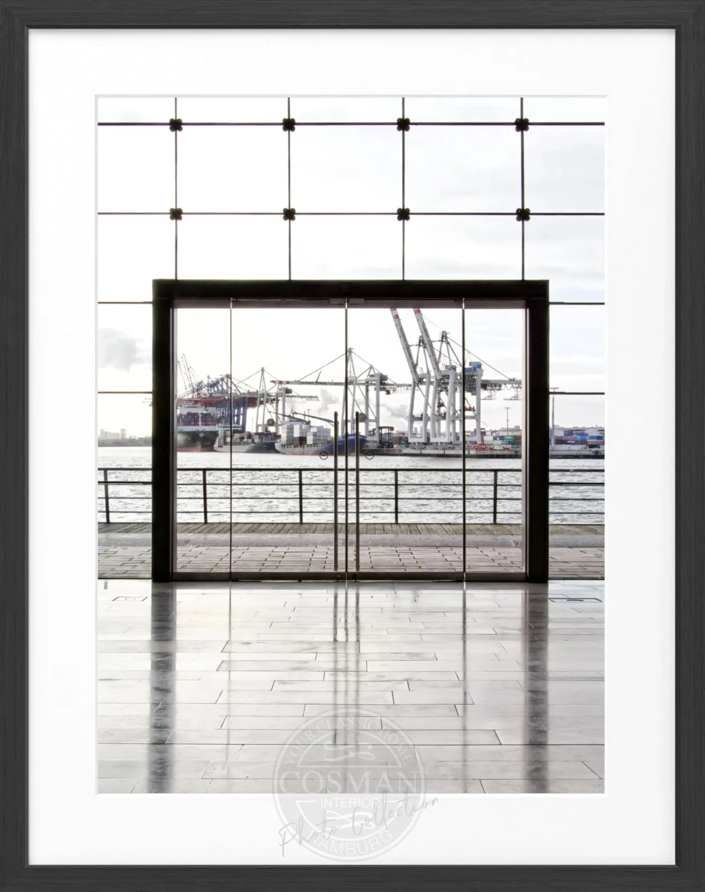 Schwarz-weiß Poster mit Rahmen, Hamburg Hafen, Cosman-Photocollection, 25x31cm, maritimes Stadtmotiv
