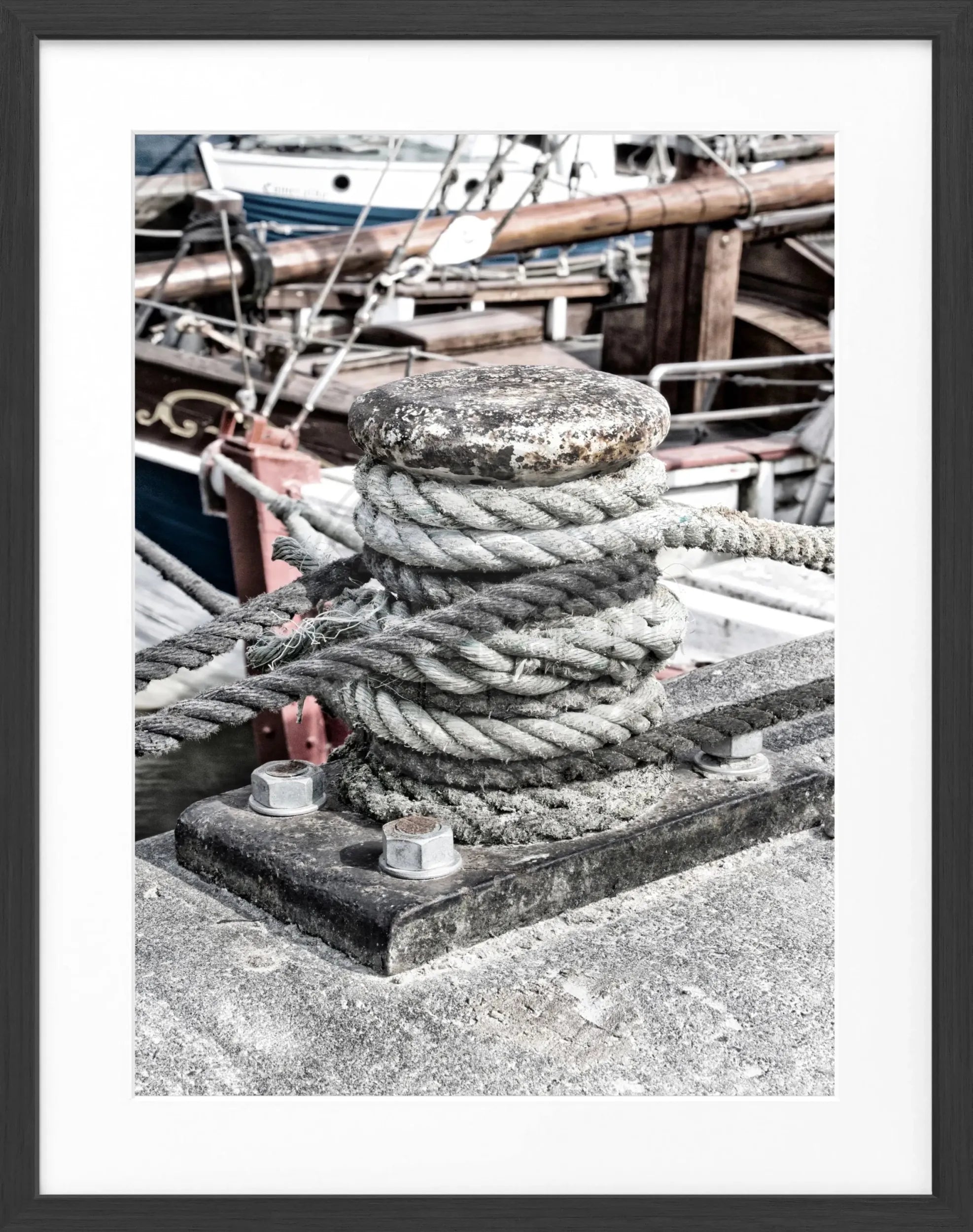 Schwarz-weiß Poster mit Rahmen, Hamburg Hafen Poller, Cosman-Photocollection, 25x31cm, maritimes Motiv