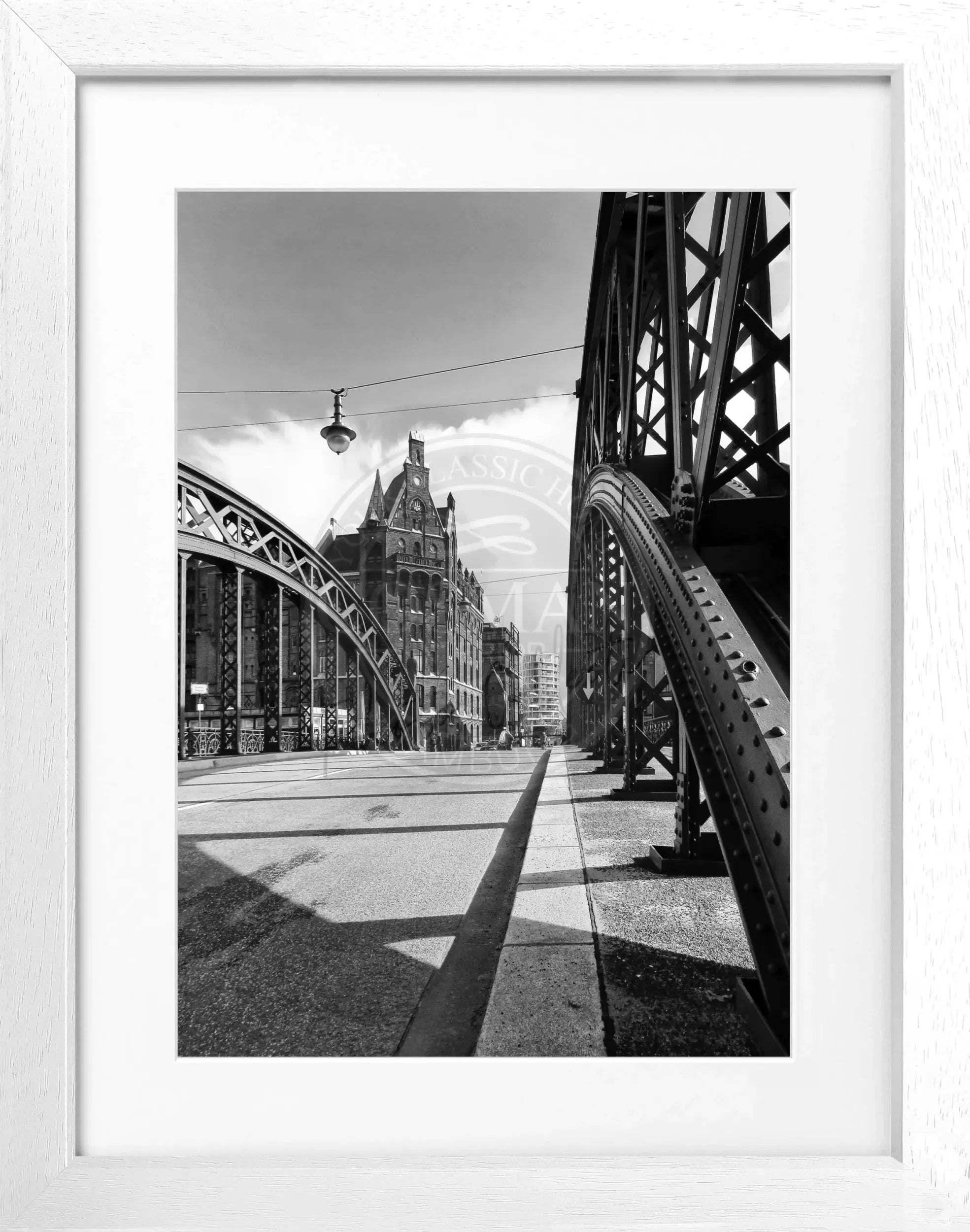 Schwarz-weiß Poster mit Rahmen von Hamburg Speicherstadt, von Cosman-Photocollection, 25x31 cm, stilvolle Wanddekoration