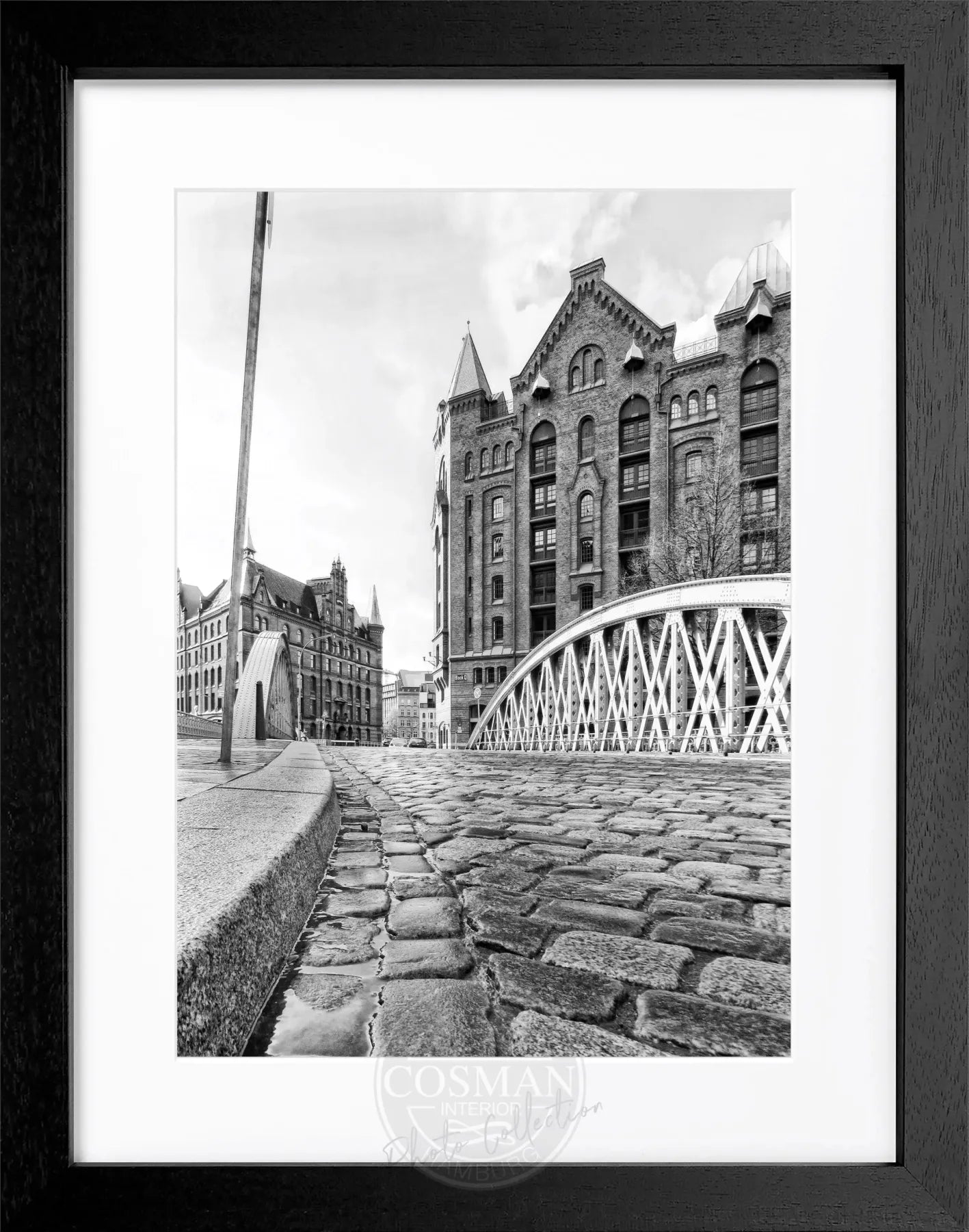 Schwarzweiß-Poster mit Rahmen von Cosman-Photocollection, Hamburg Speicherstadt, 25x31cm, dekoratives Wandbild