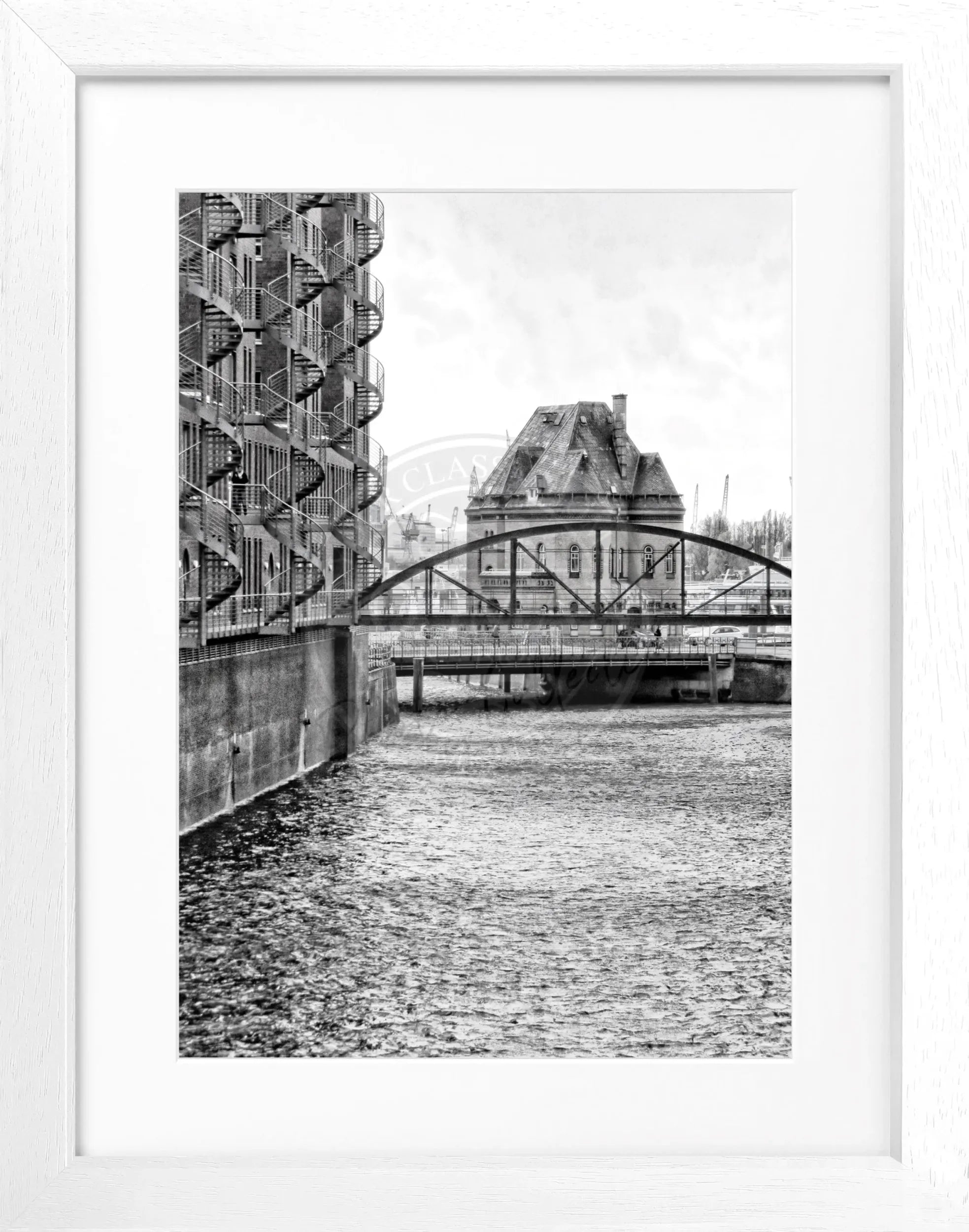 Schwarz-weiß Poster mit Rahmen von Cosman-Photocollection, Hamburg Speicherstadt, 25x31 cm, urbanes Motiv, hochwertige Wanddekoration
