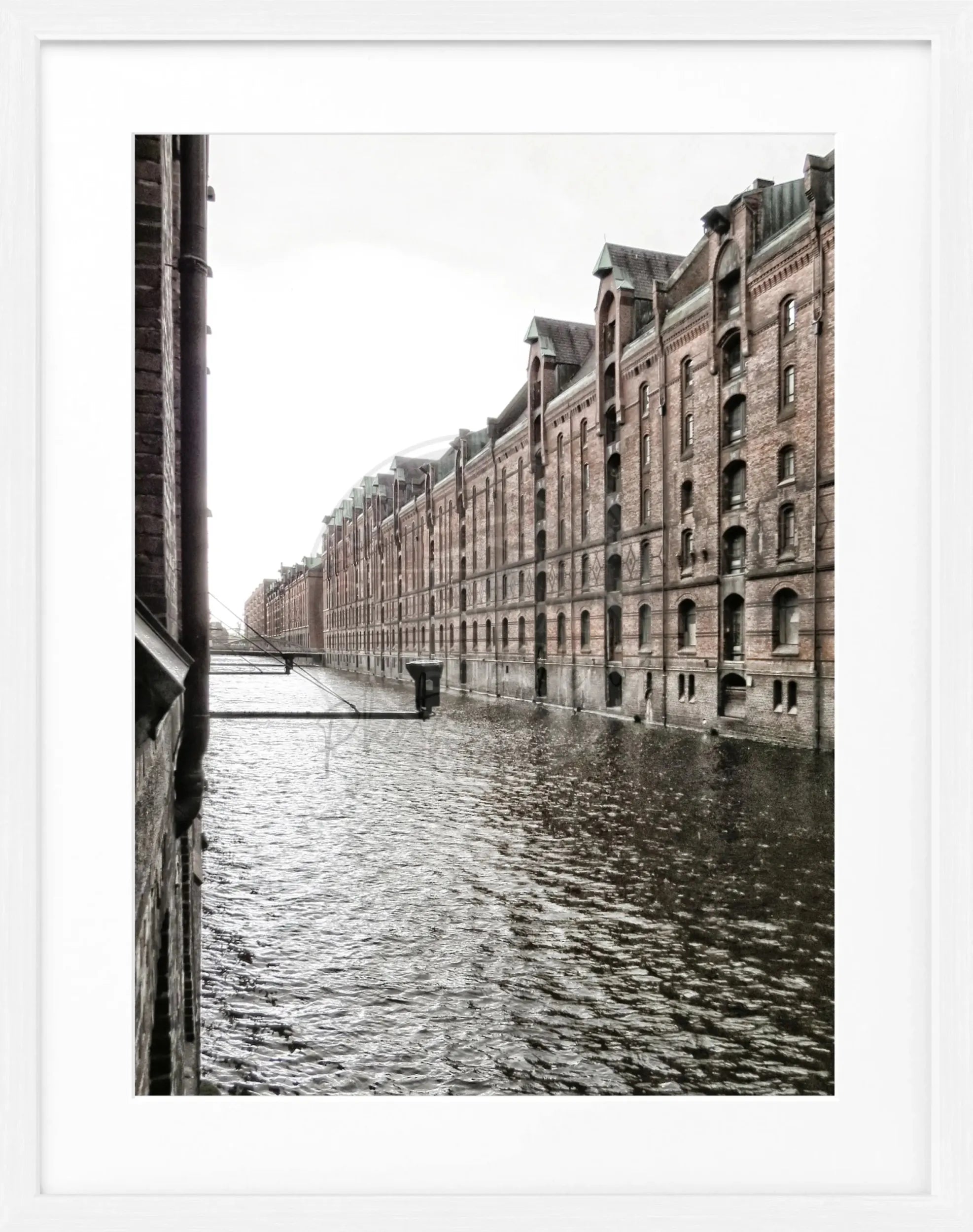 Schwarz-weiß Poster mit Rahmen, Hamburg Speicherstadt, von Cosman-Photocollection, 25x31cm, dekoratives Wandbild