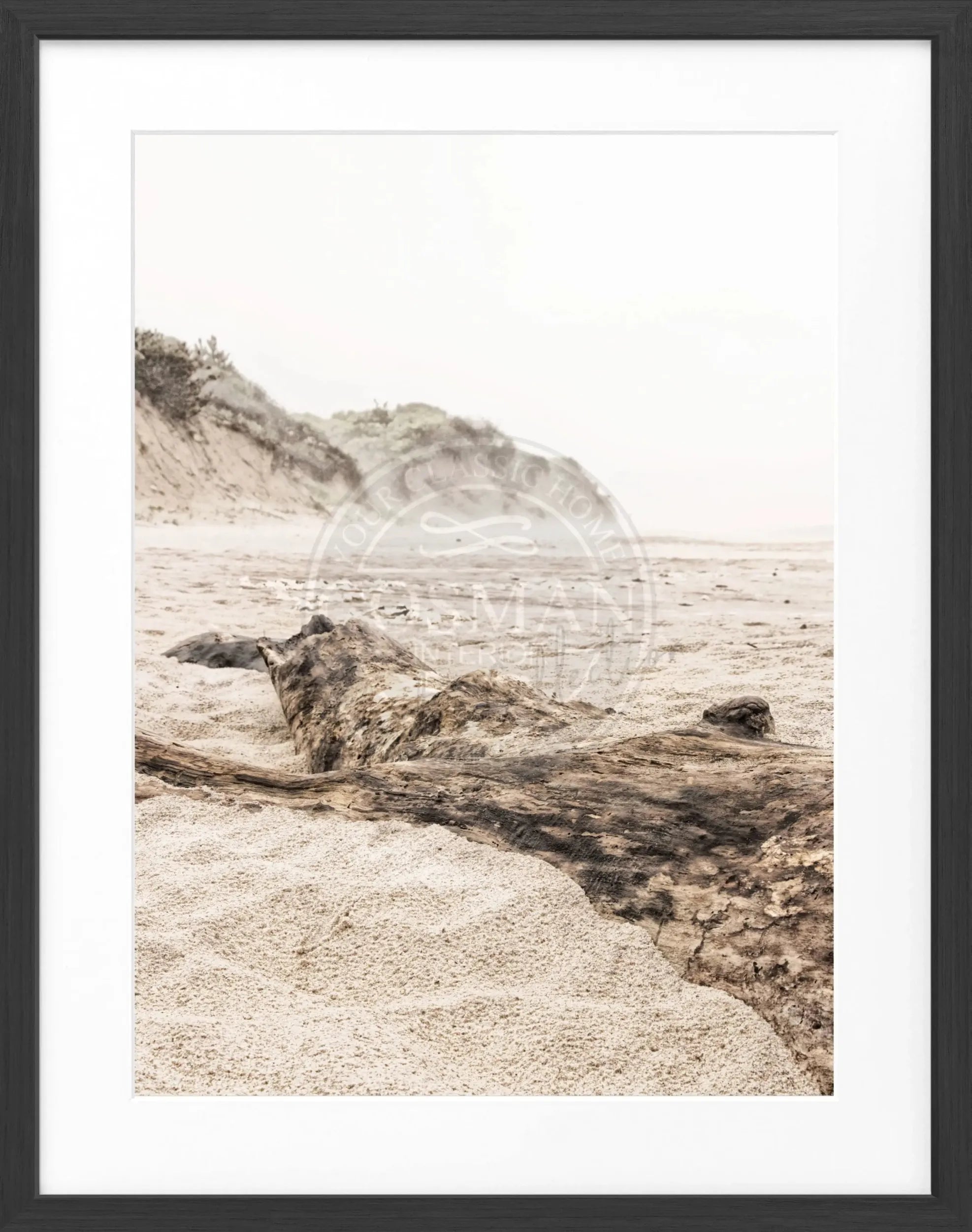 Schwarz-weiß Poster mit Rahmen, Hamptons Long Island Beach Motiv von Cosman-Photocollection, 25x31 cm