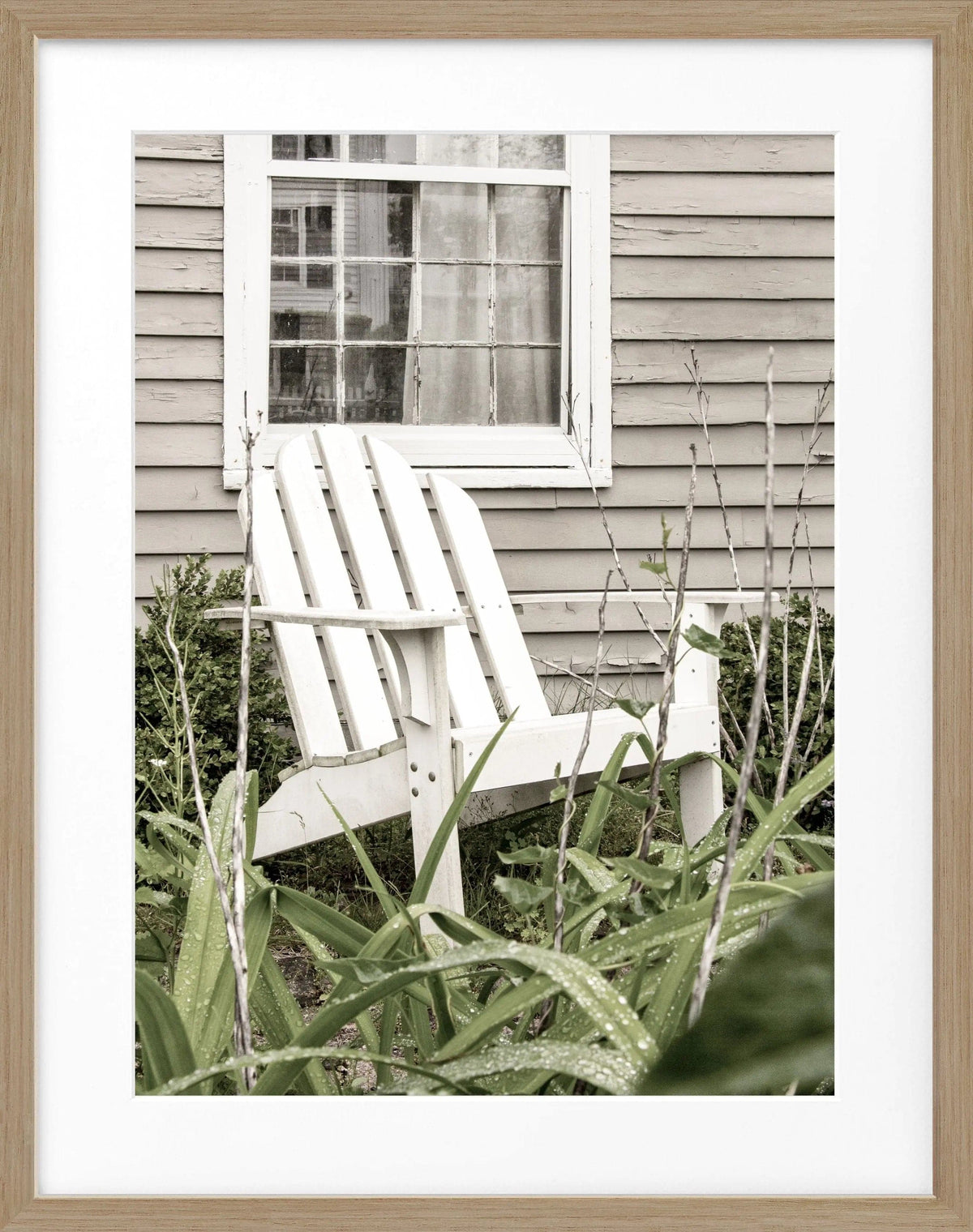 Schwarz-weiß Poster mit Rahmen, Hamptons Long Island Deckchair, Cosman-Photocollection, 25x31cm, stilvolles Wandbild