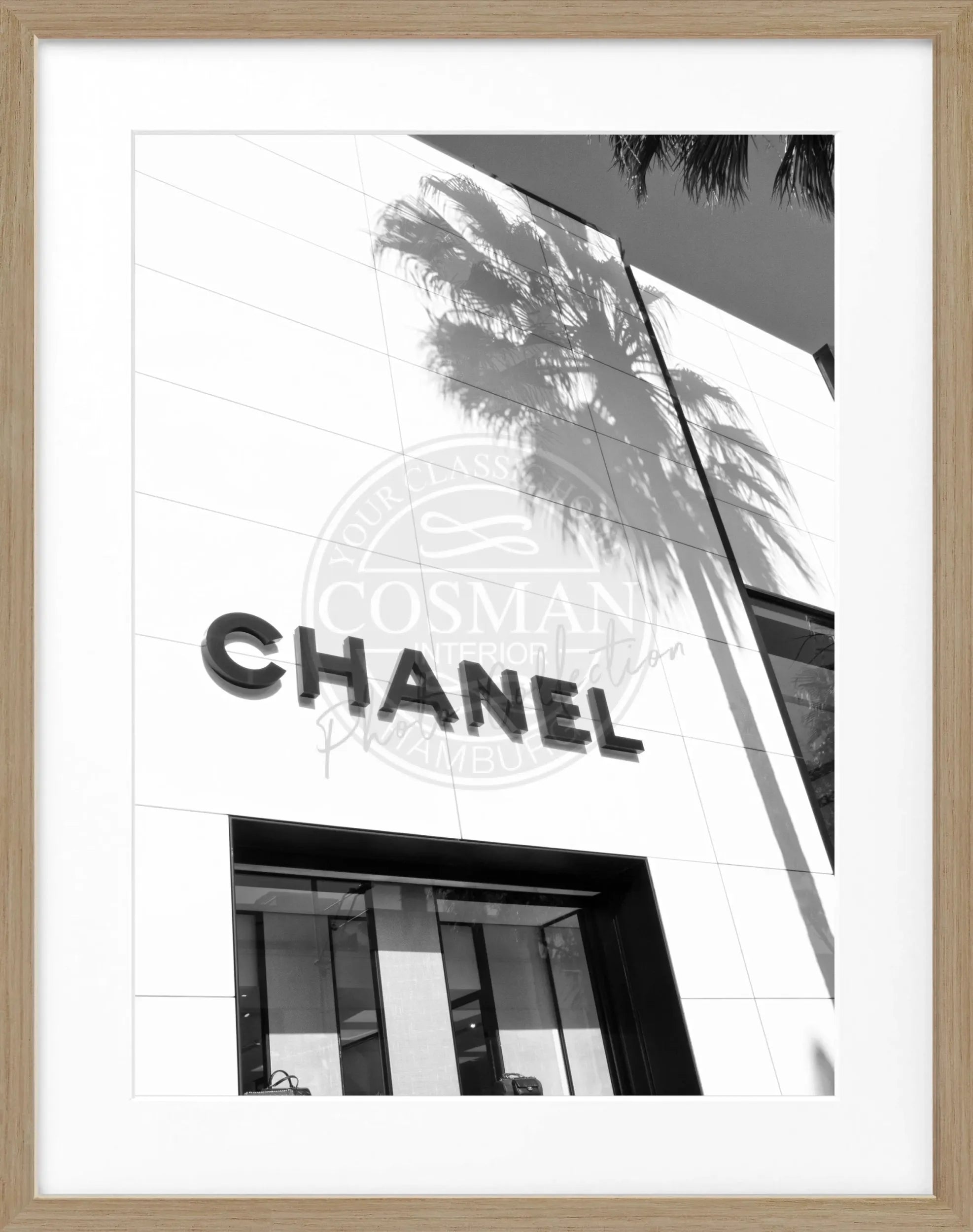 Schwarz-weiß Poster mit Rahmen, Kalifornien Beverly Hills, mit Chanel-Logo, von Cosman-Photocollection, 25x31 cm