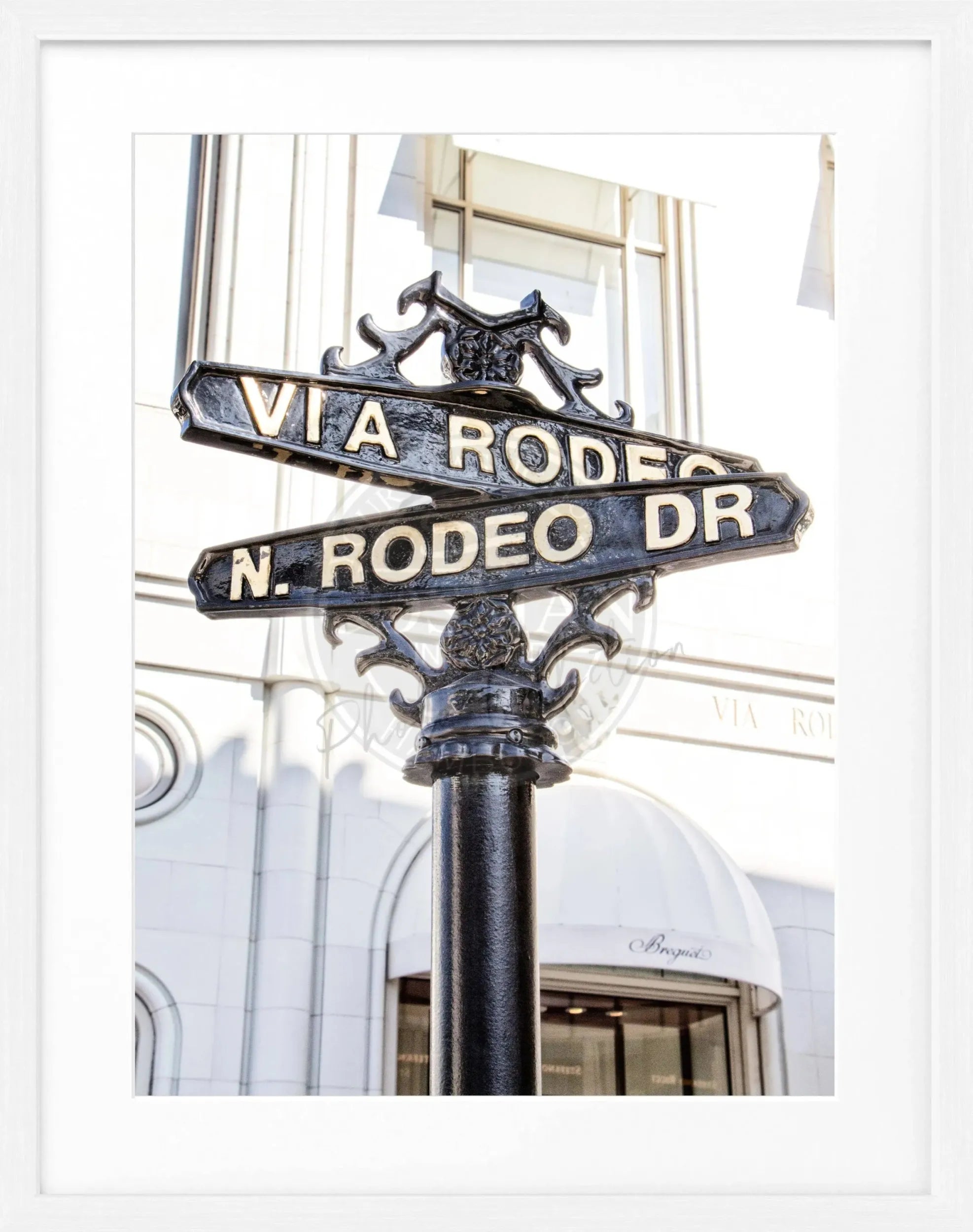 Schwarz-weiß Poster mit Rahmen, Kalifornien Beverly Hills Rodeo Drive, von Cosman-Photocollection, 25x31 cm