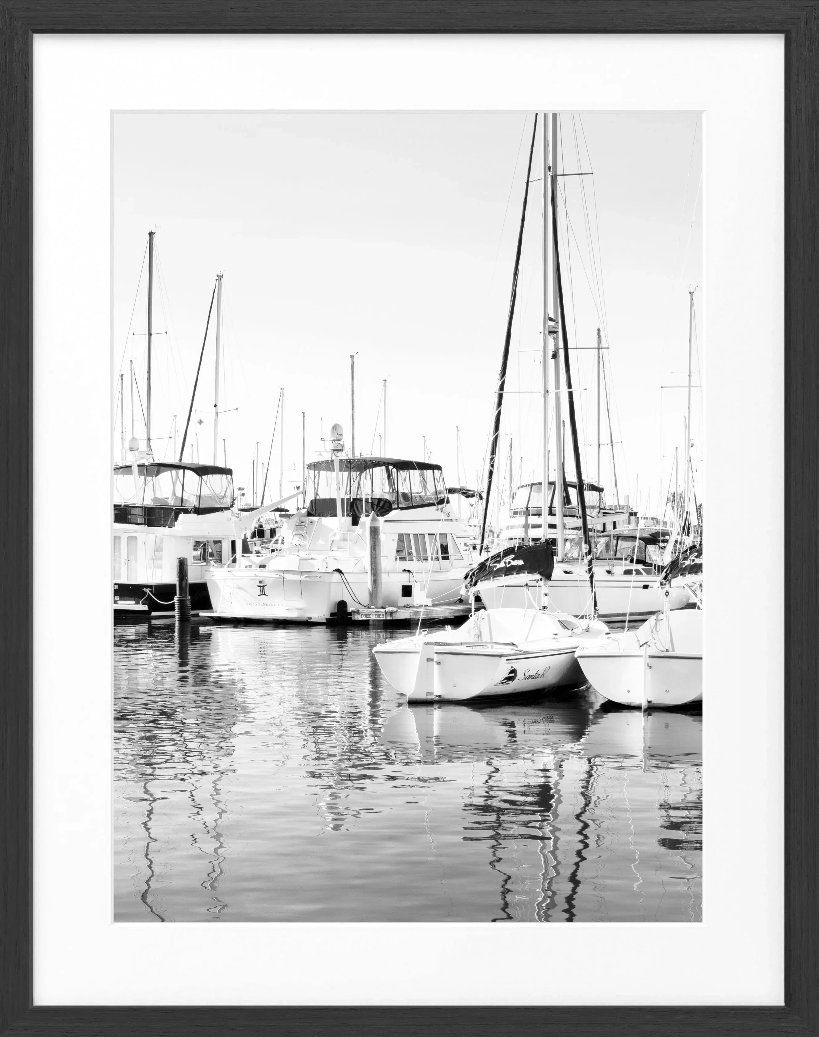 Schwarz-weißes Poster mit Rahmen, Kalifornien ’Boat’ K30, von Cosman-Photocollection, 25x31cm, Wanddekoration
