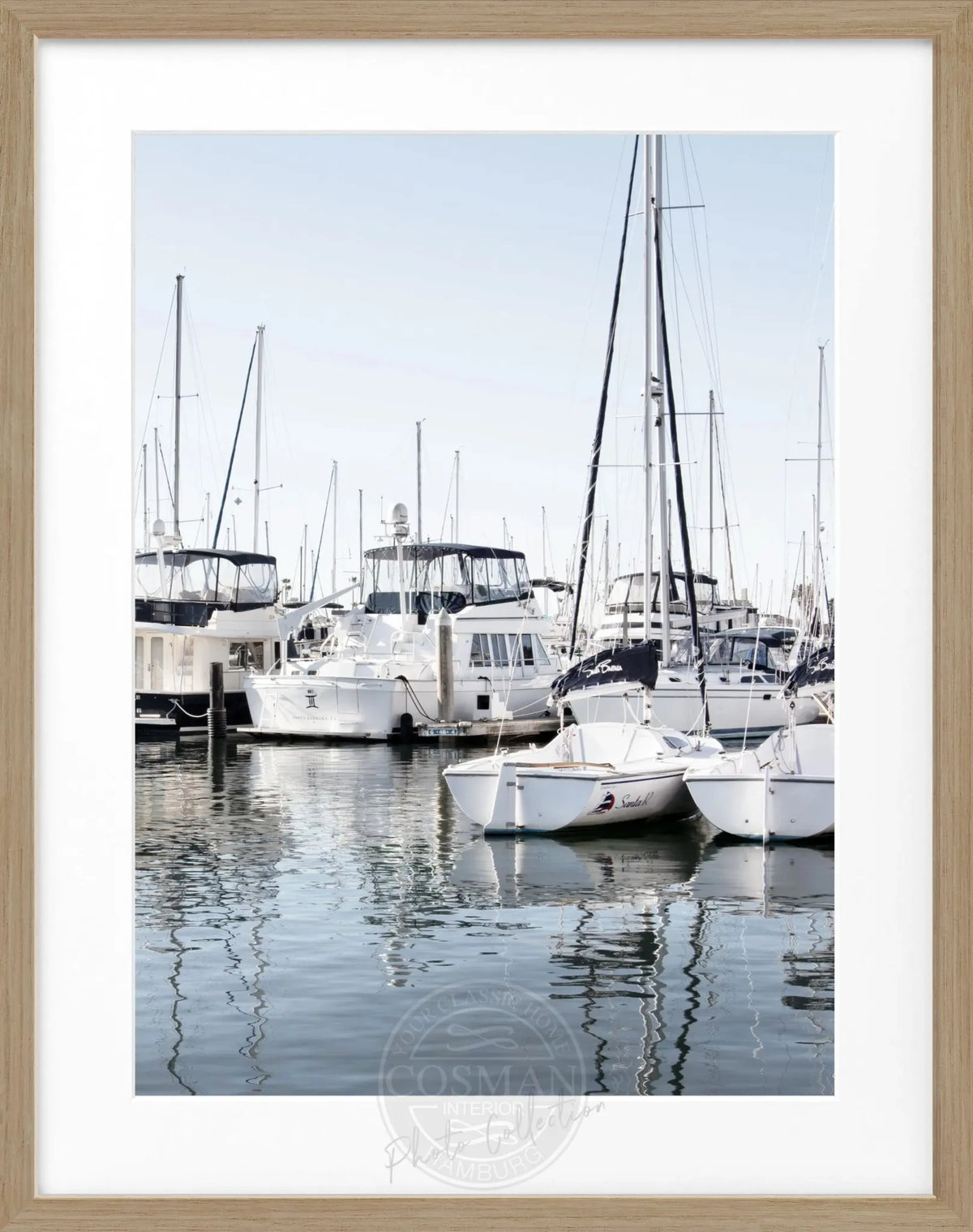 Schwarz-weiß Poster mit Rahmen von Kalifornien ’Boat’ K30 von Cosman-Photocollection, 25x31cm, Wandbild mit Meeresmotiv