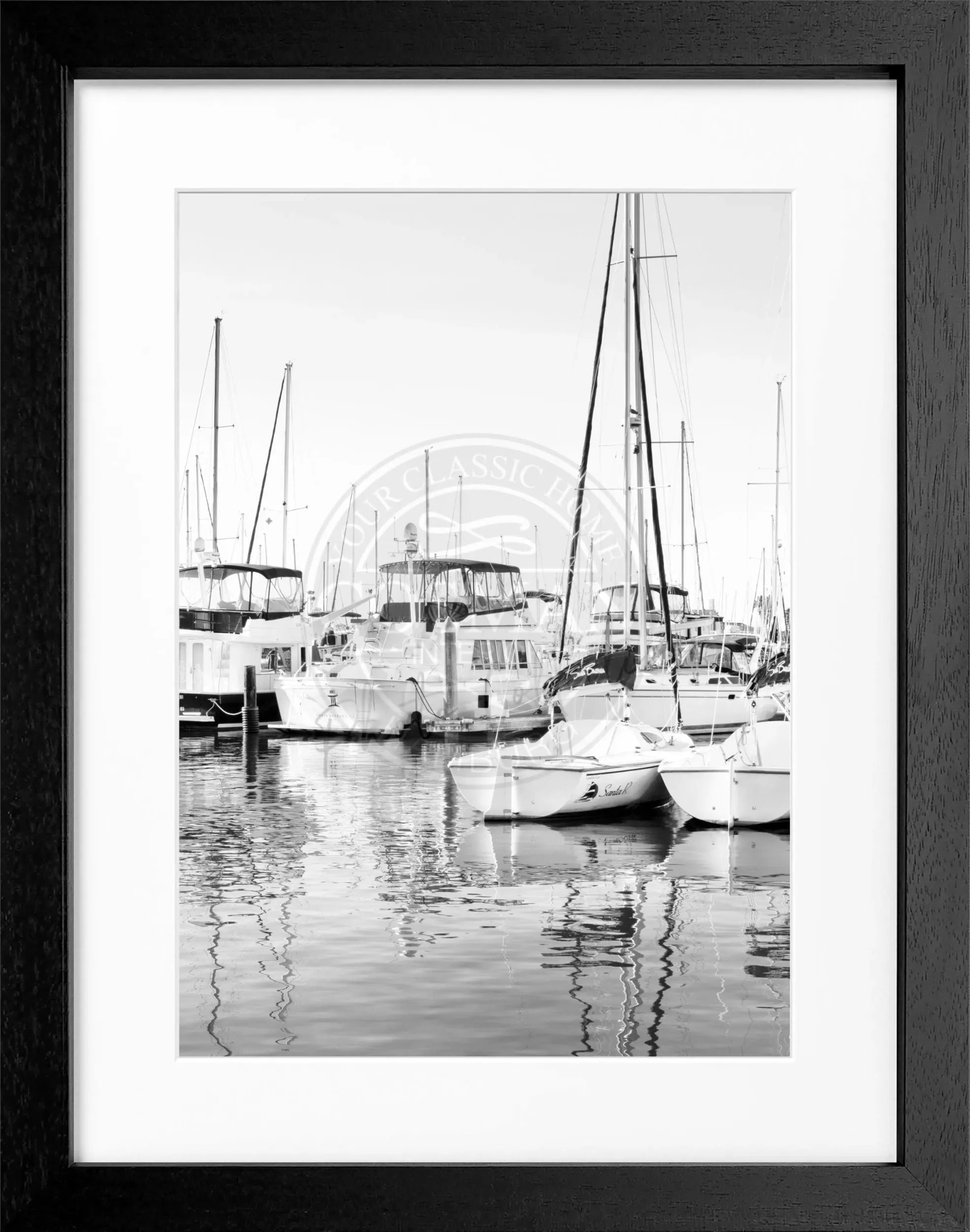 Schwarz-weiß Poster mit Rahmen, Kalifornien Motiv 'Boat' von Cosman-Photocollection, 25x31cm, stilvoller Wanddekoration