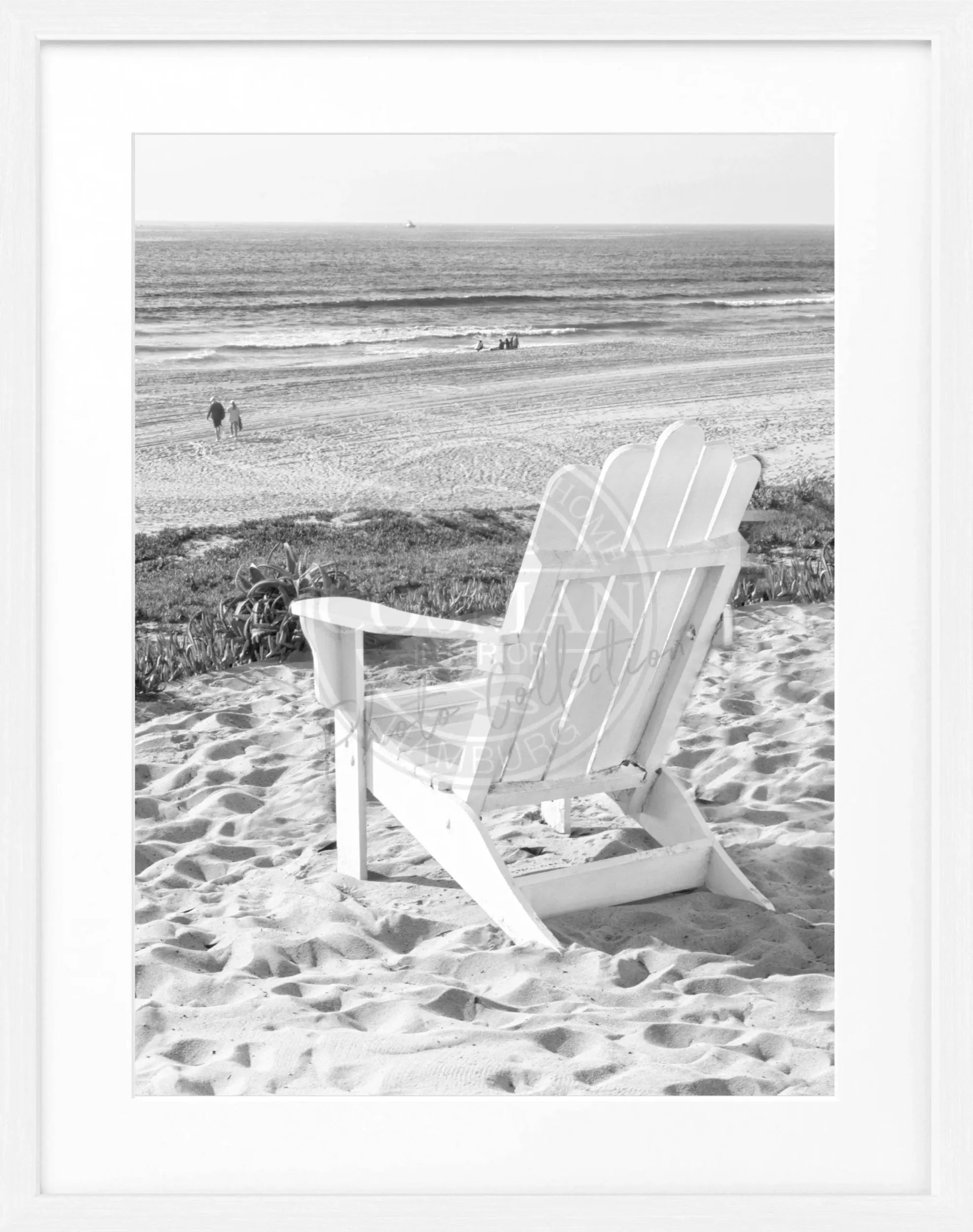 Schwarz-weiß Poster mit Rahmen, Kalifornien-Design mit Deckchair-Motiv, von Cosman-Photocollection, 25x31 cm