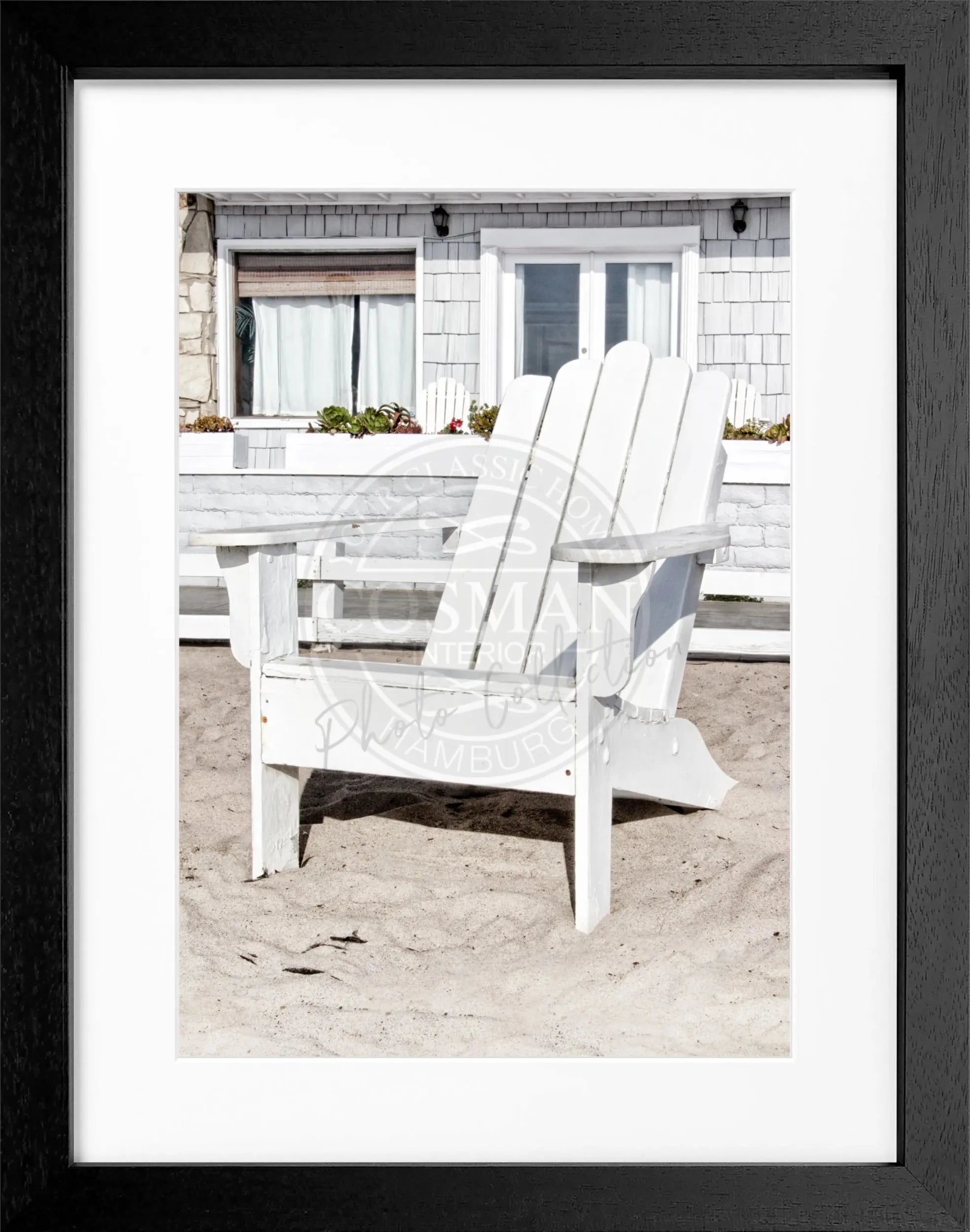 Schwarz-weiß Poster mit Rahmen, Kalifornien Deckchair Motiv, 25x31cm, von Cosman-Photocollection