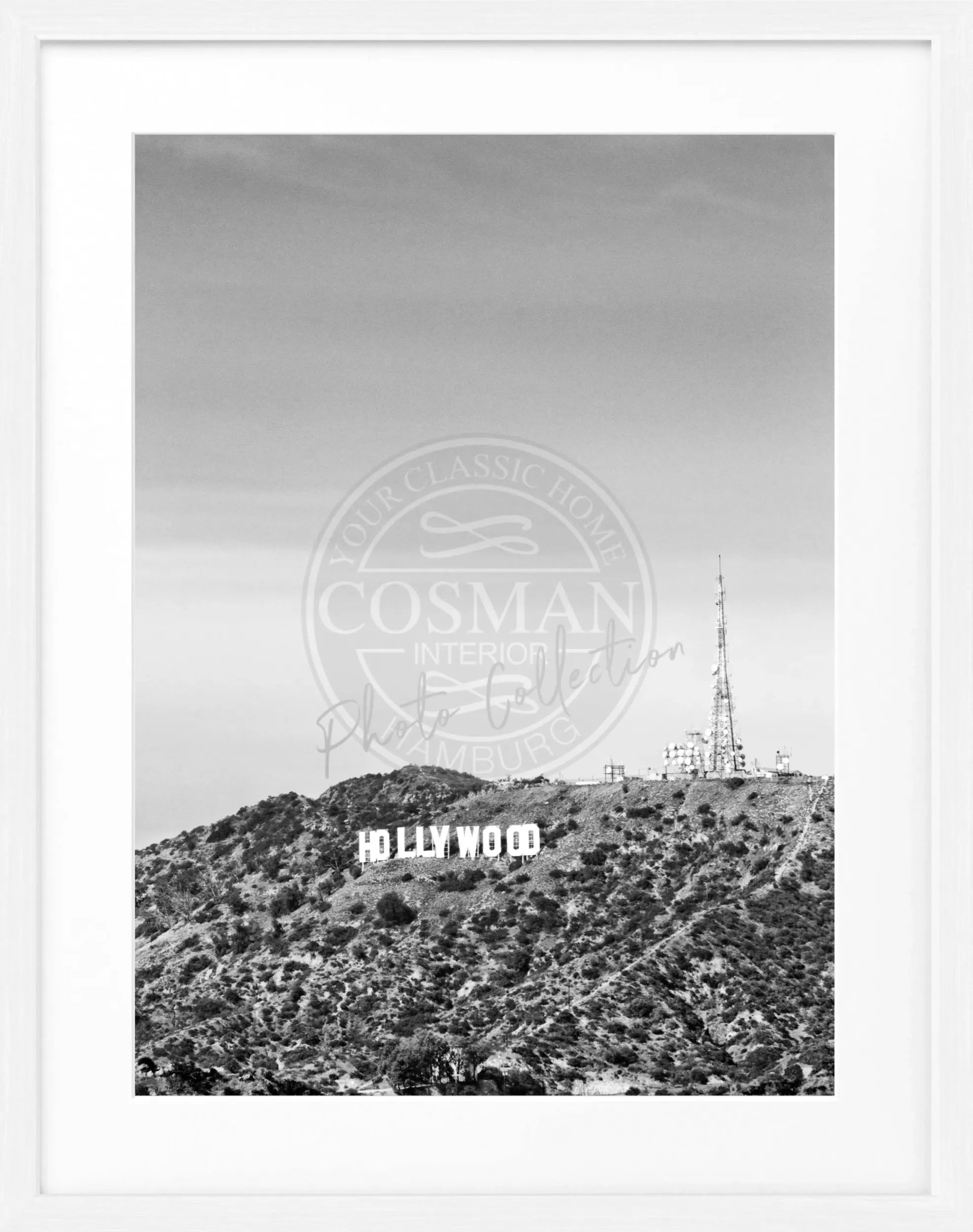 Schwarzes Poster mit Rahmen, Kalifornien Hollywood Hills, in schwarz-weiß, 25x31cm, von Cosman-Photocollection