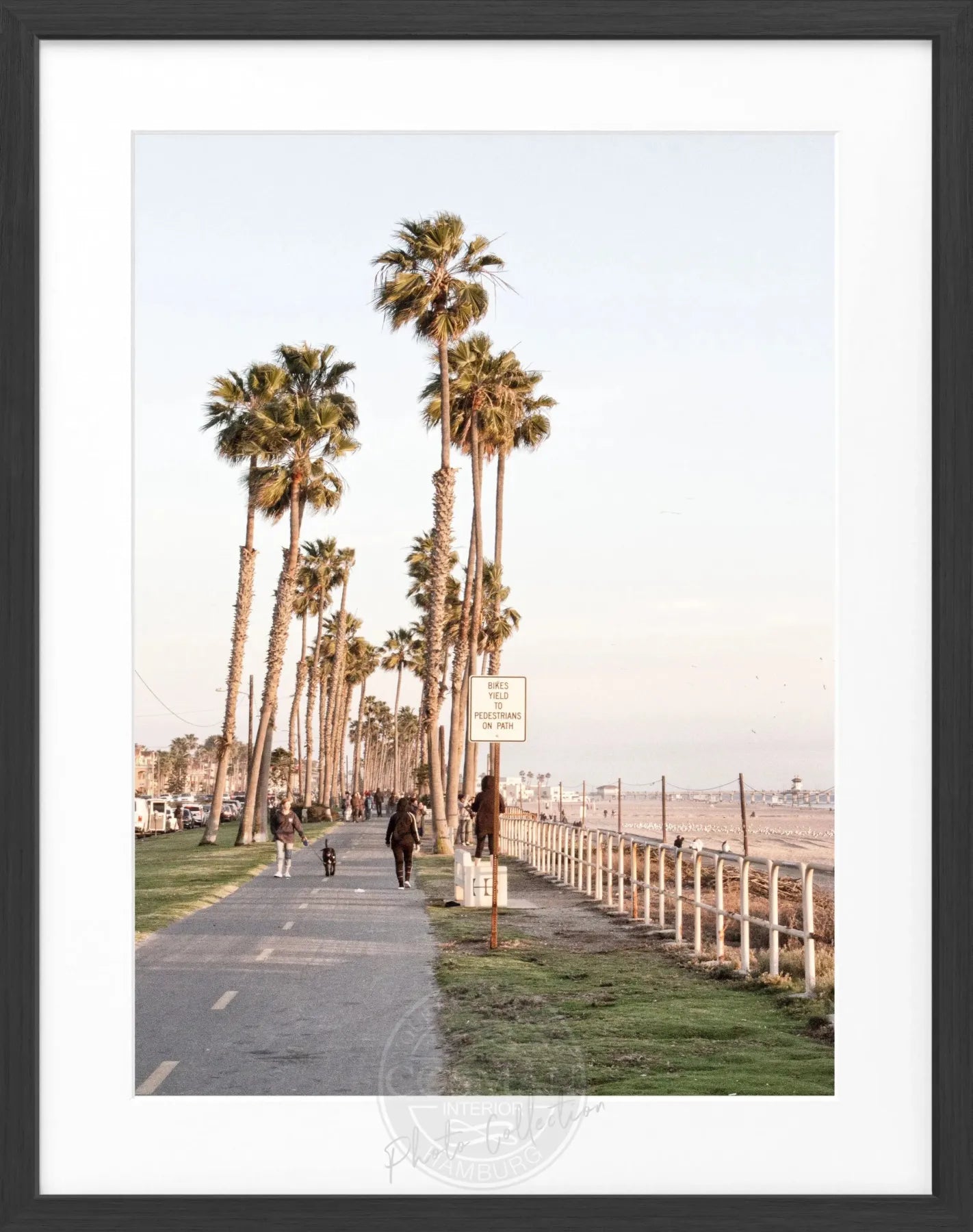Schwarz-weißes Poster mit Rahmen, California Huntington Beach, Cosman-Photocollection, 25x31cm, Wanddekoration