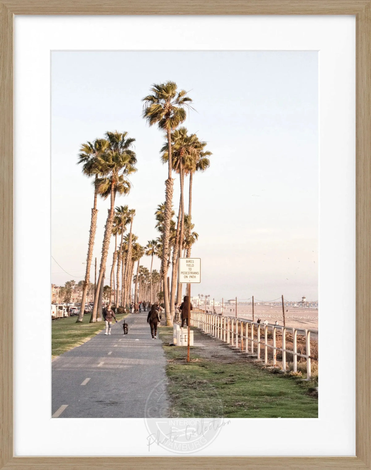 Schwarz-weiß Poster mit Rahmen von Cosman-Photocollection, Kalifornien Huntington Beach, 25x31 cm, Kunstfotografie.