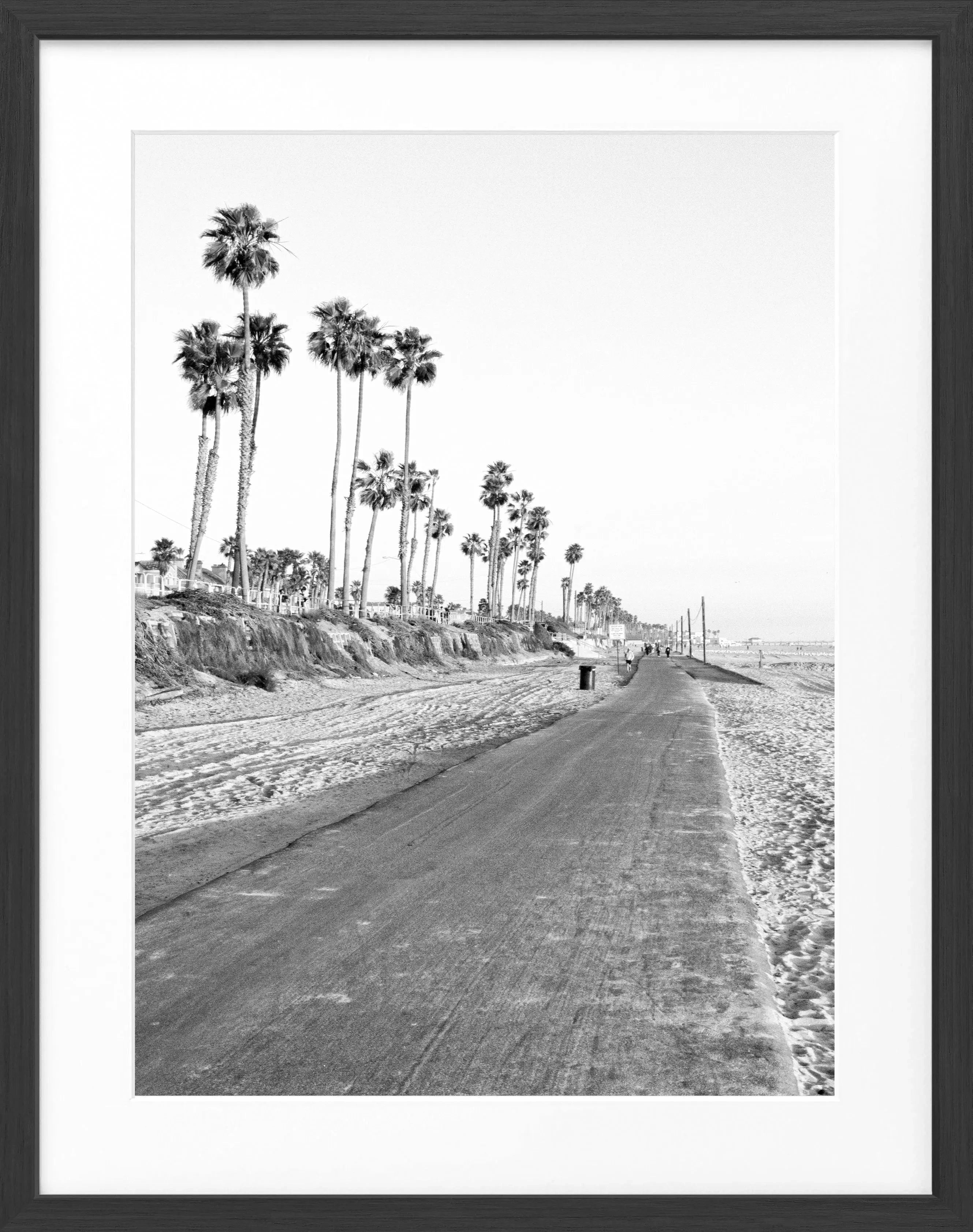 Schwarz-weiß Poster mit Rahmen von Cosman-Photocollection, Kalifornien Huntington Beach, 25x31 cm, Motiv mit Meeresküste